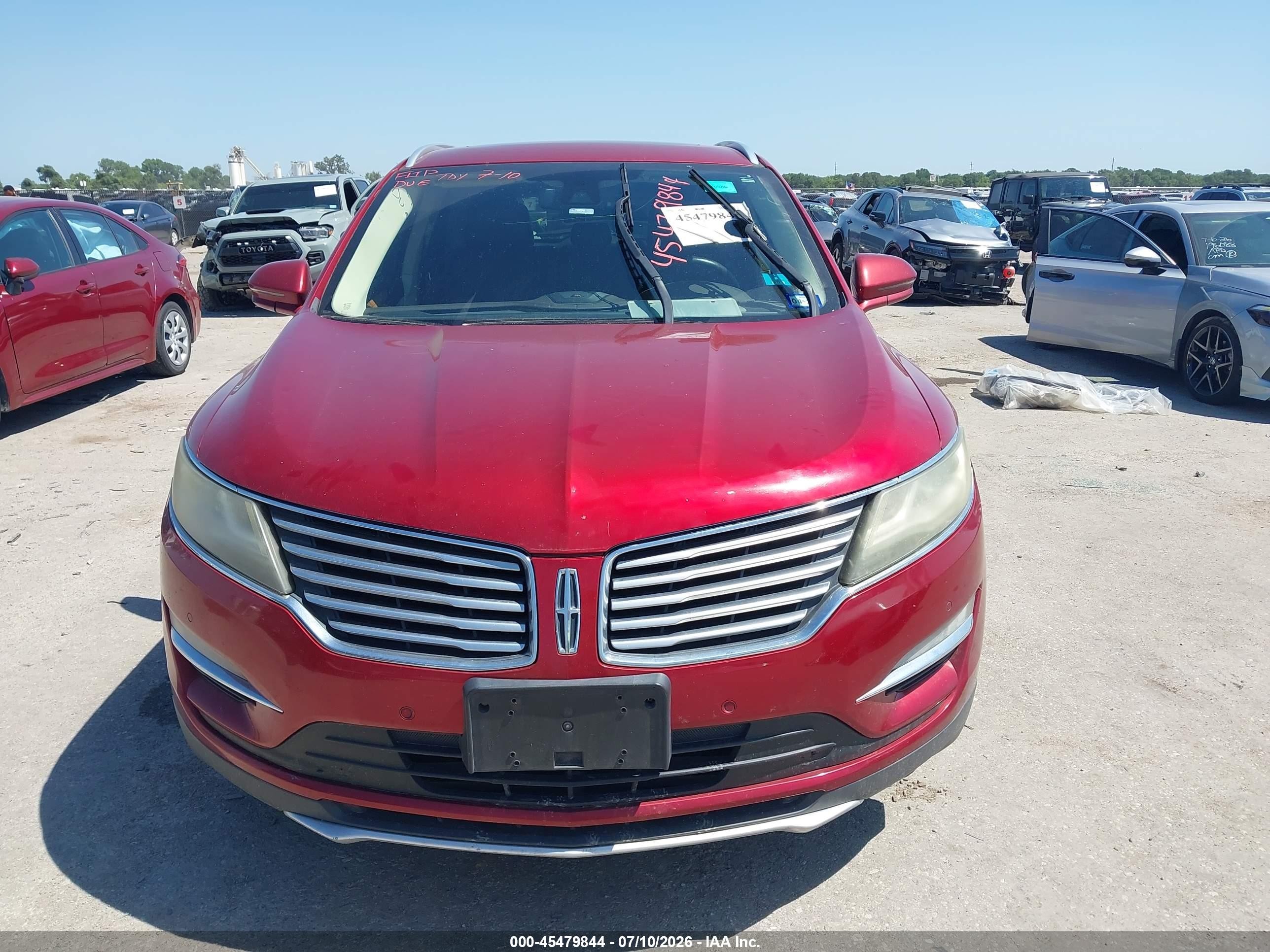 2015 Lincoln Mkc Red vin: 5LMCJ1A95FUJ07892