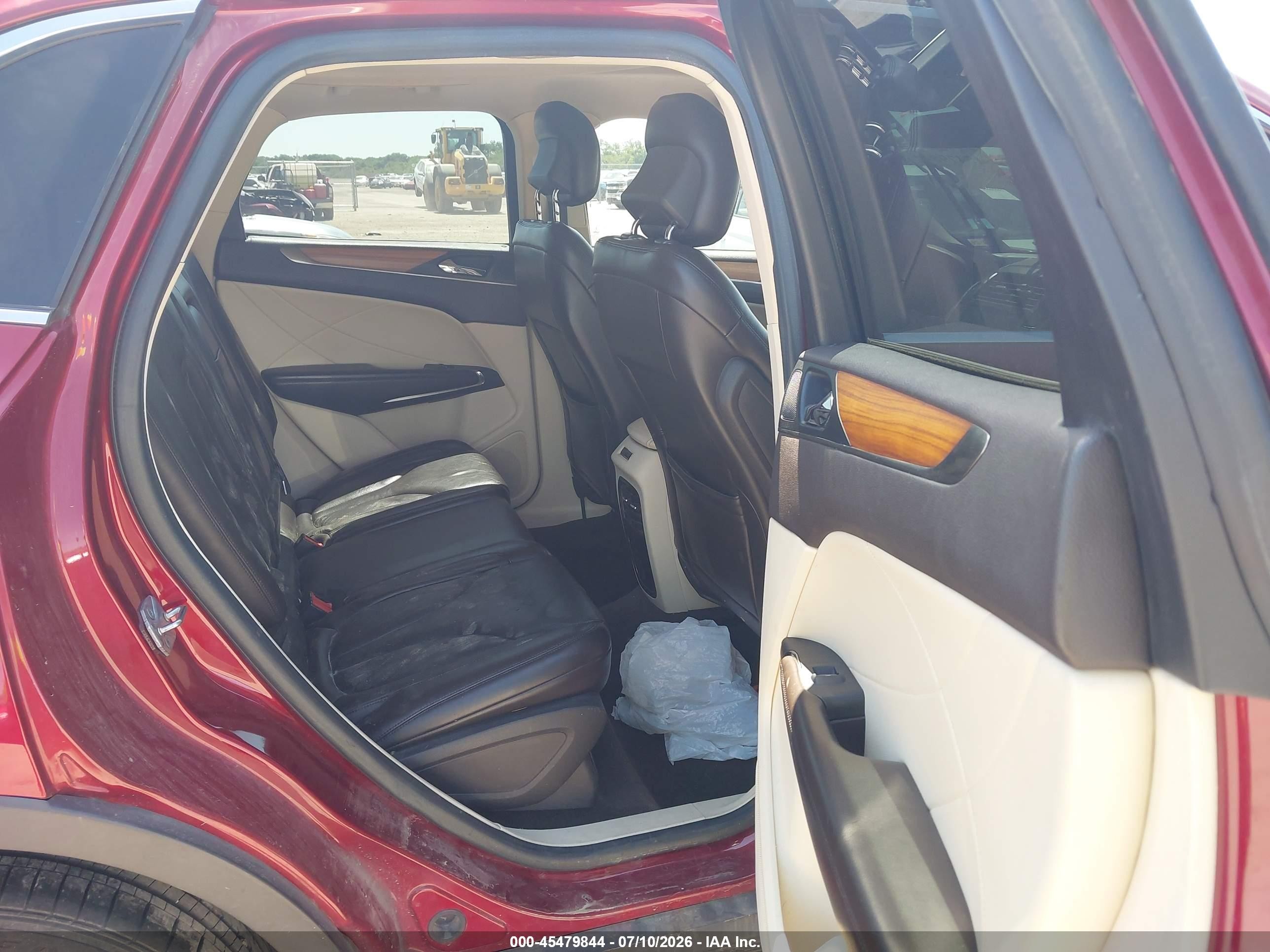 2015 Lincoln Mkc Red vin: 5LMCJ1A95FUJ07892