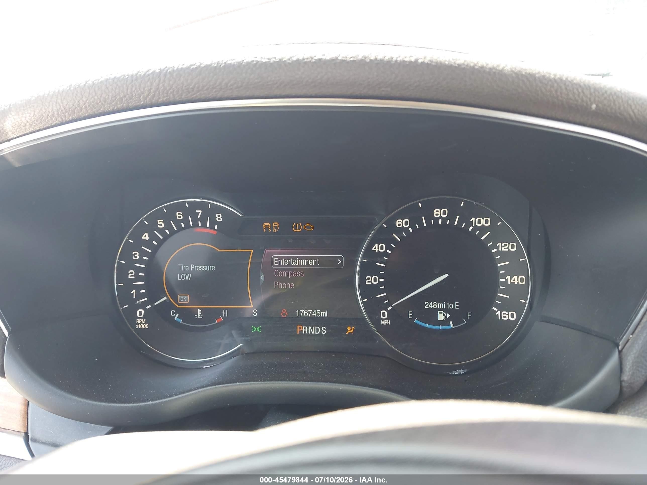 2015 Lincoln Mkc Red vin: 5LMCJ1A95FUJ07892