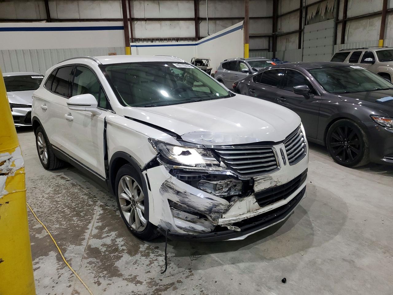 2015 Lincoln Mkc White vin: 5LMCJ1A95FUJ26782