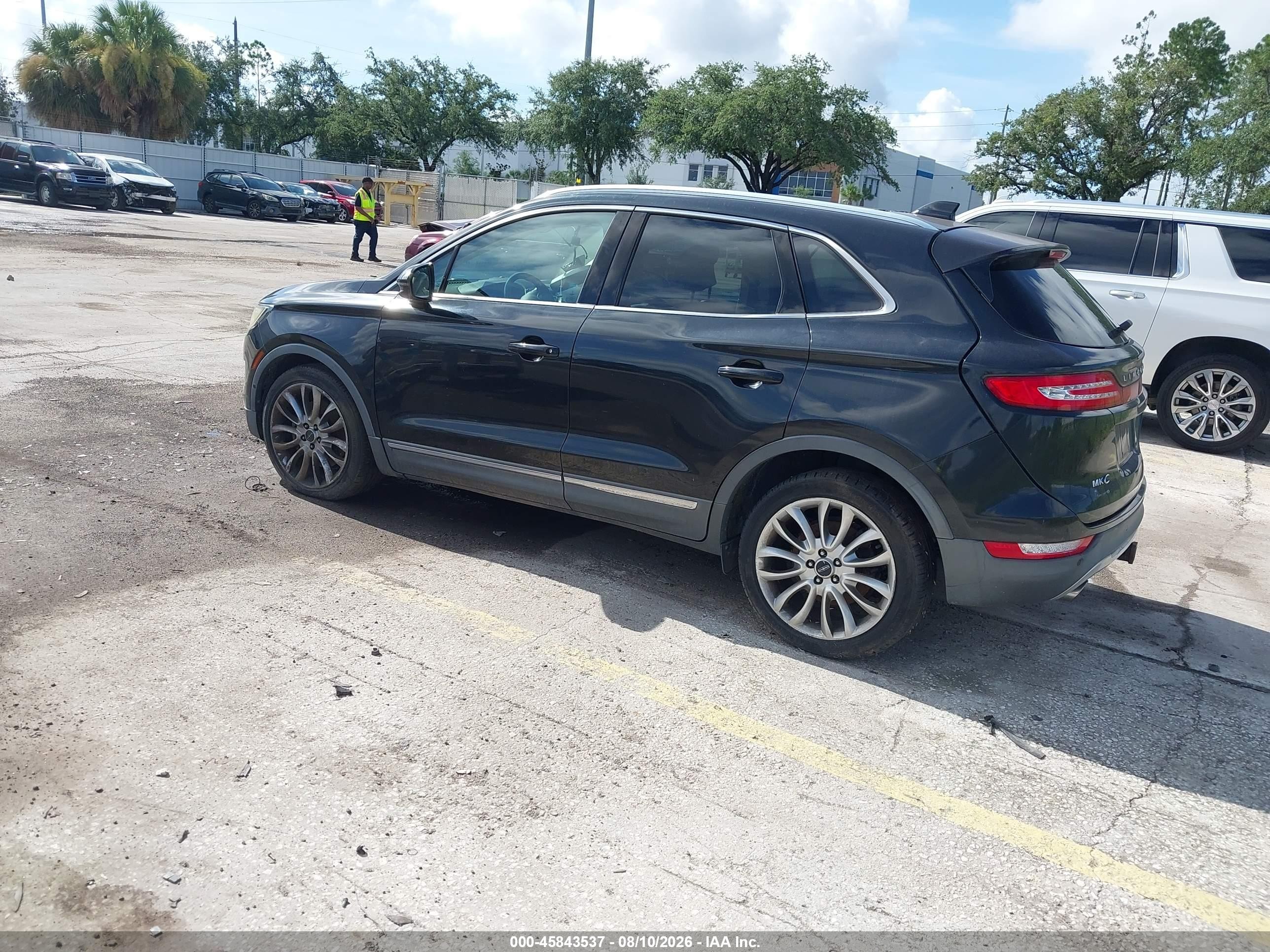 2015 Lincoln Mkc   Black vin: 5LMCJ1A95FUJ31688