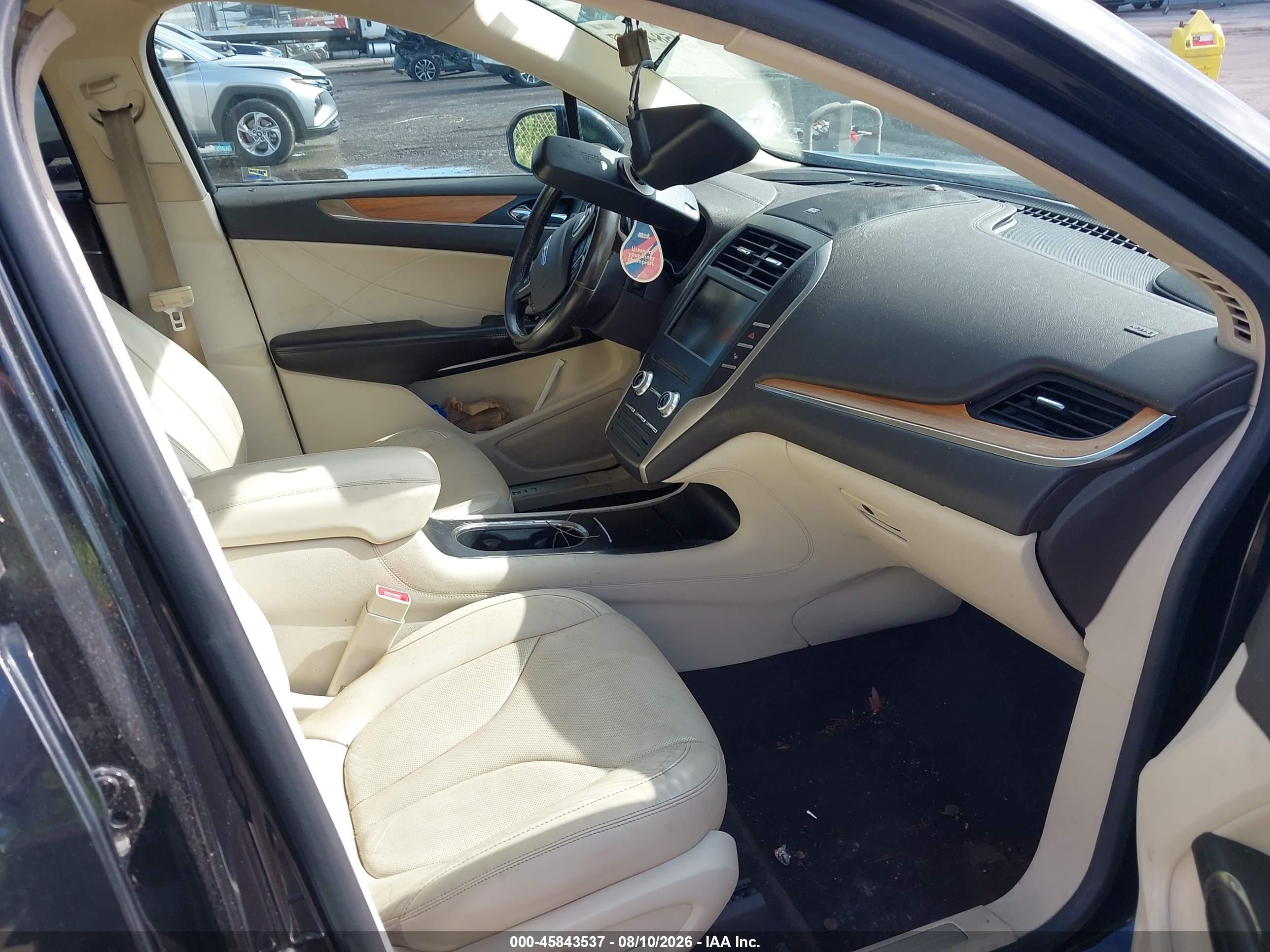 2015 Lincoln Mkc   Black vin: 5LMCJ1A95FUJ31688