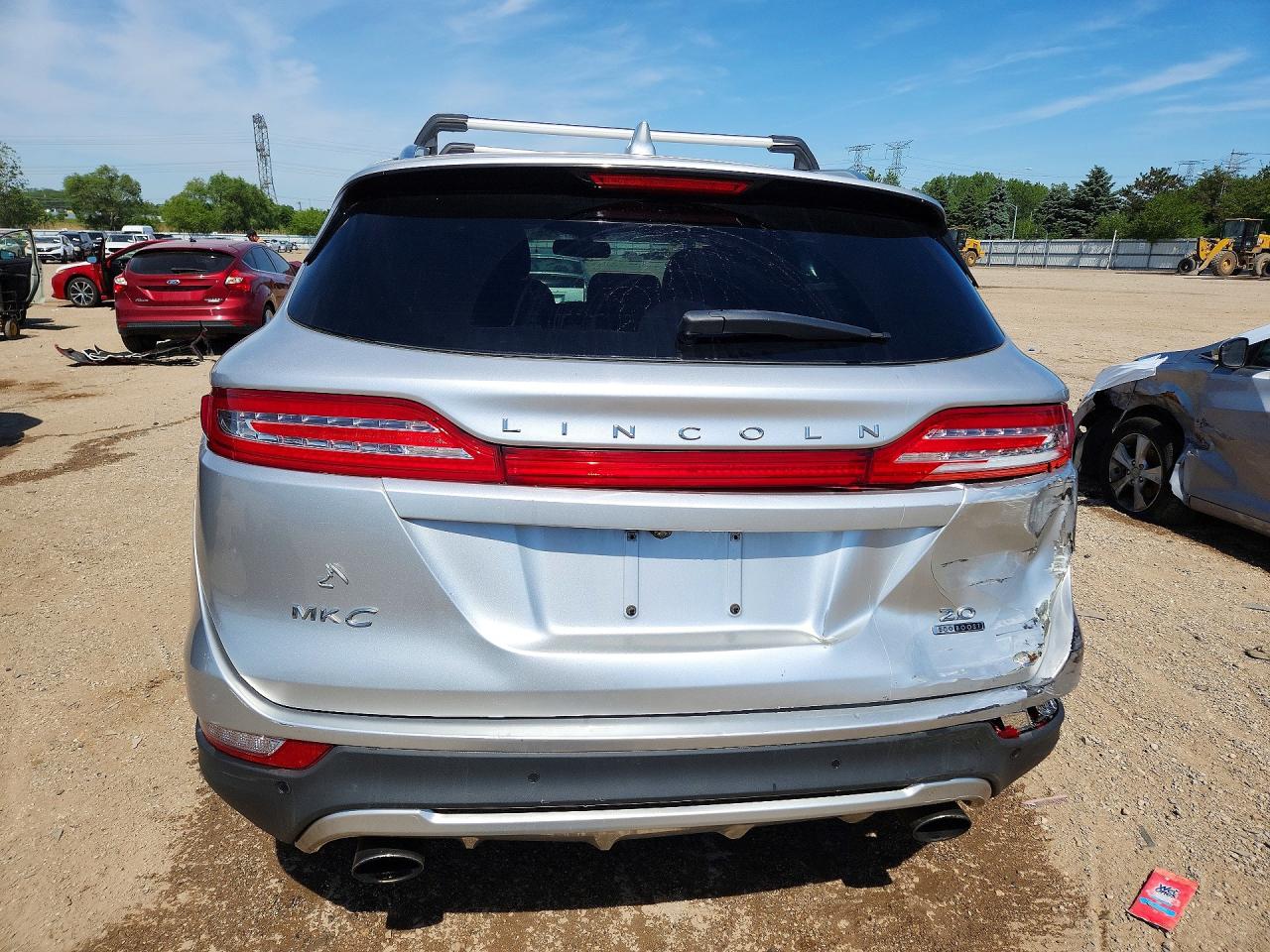2015 Lincoln Mkc Silver vin: 5LMCJ1A95FUJ47275