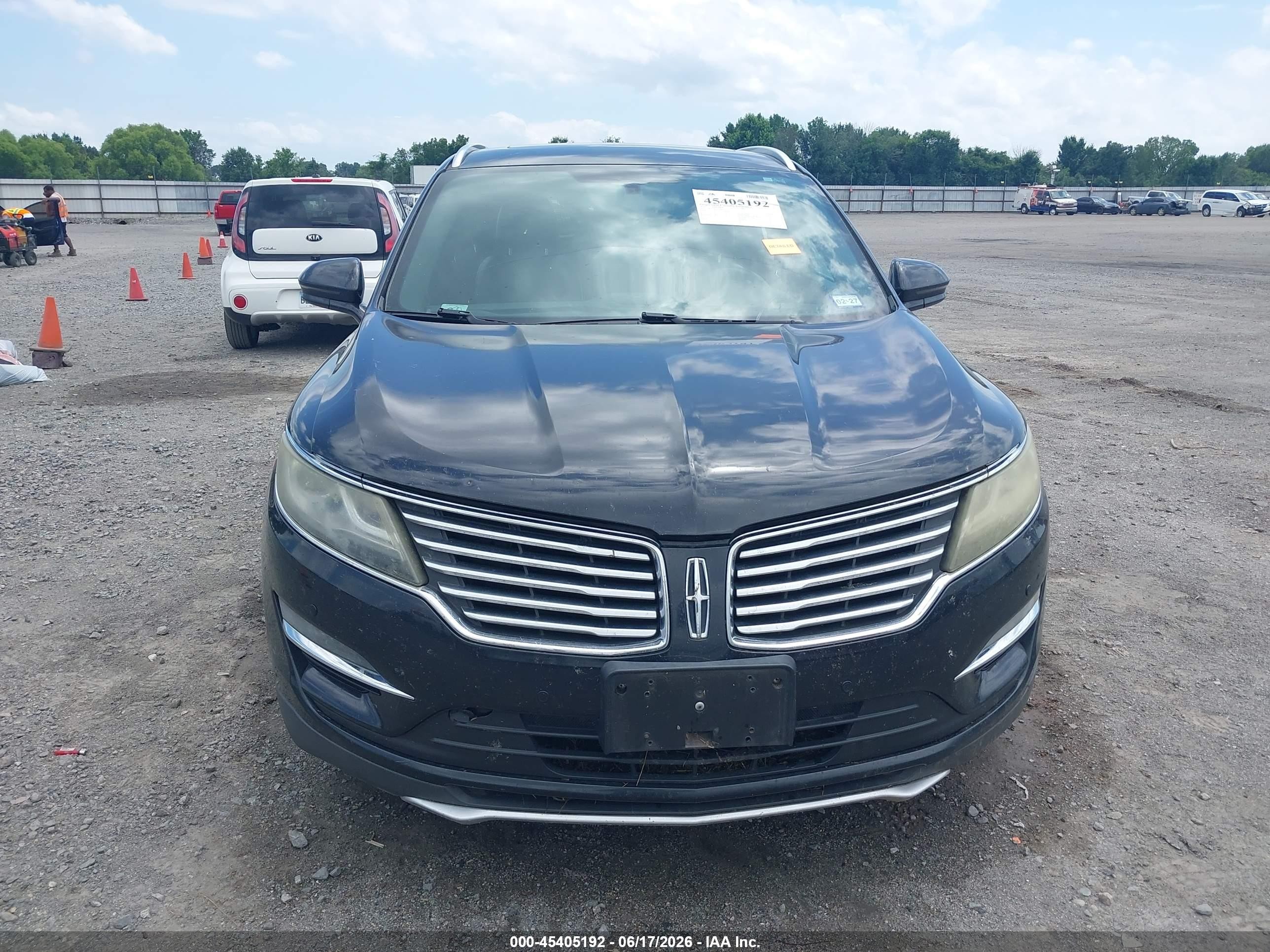 2015 Lincoln Mkc   Black vin: 5LMCJ1A96FUJ10803