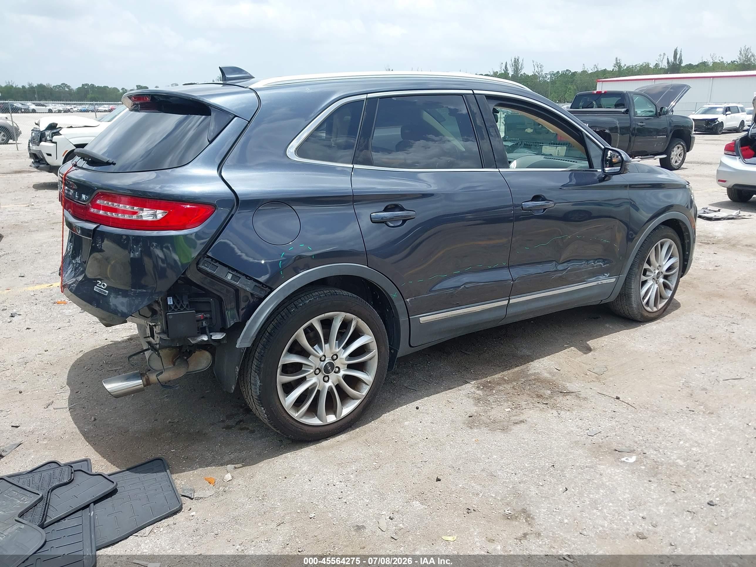 2015 Lincoln Mkc   Черный vin: 5LMCJ1A96FUJ20022