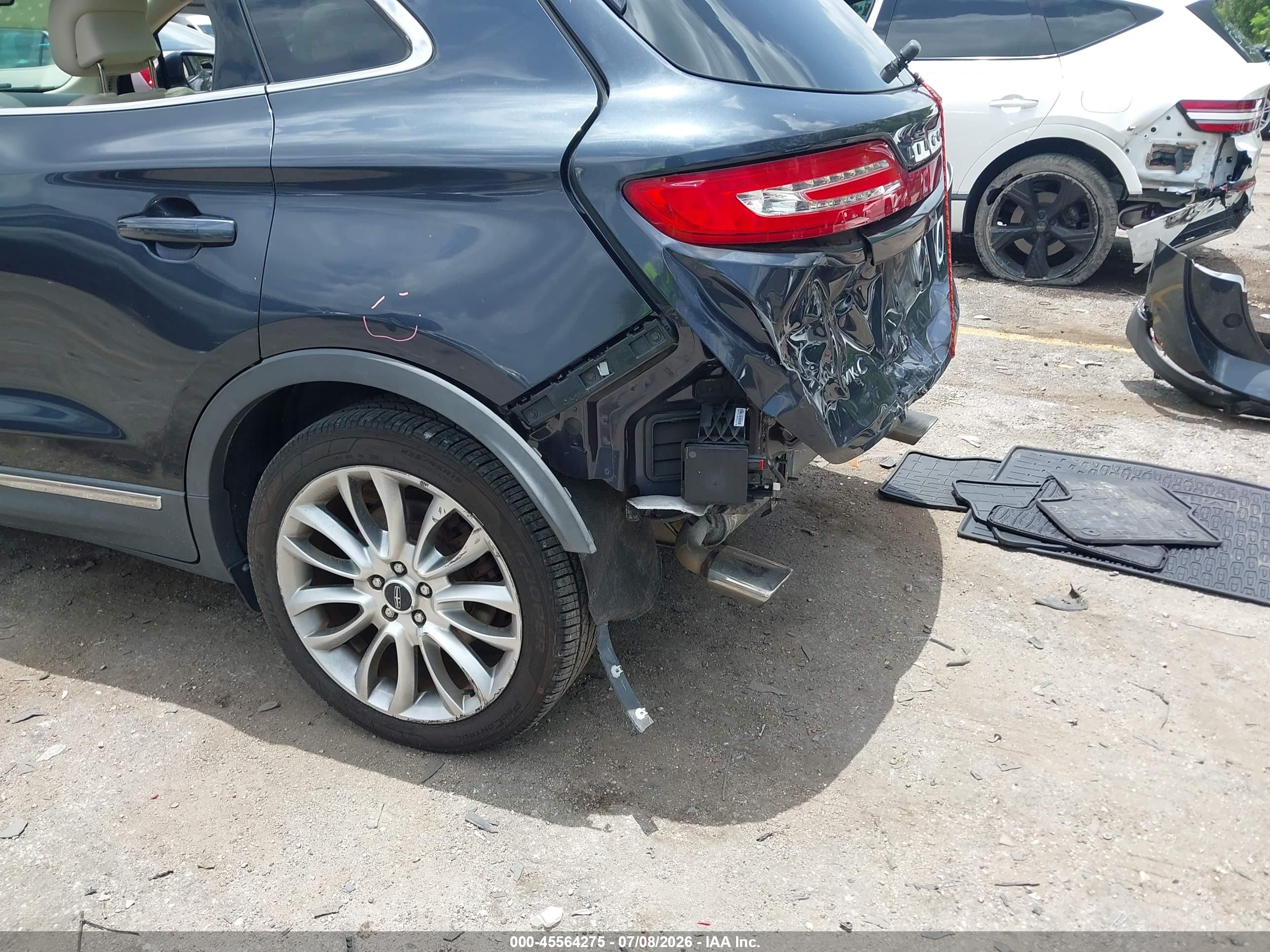 2015 Lincoln Mkc   Черный vin: 5LMCJ1A96FUJ20022