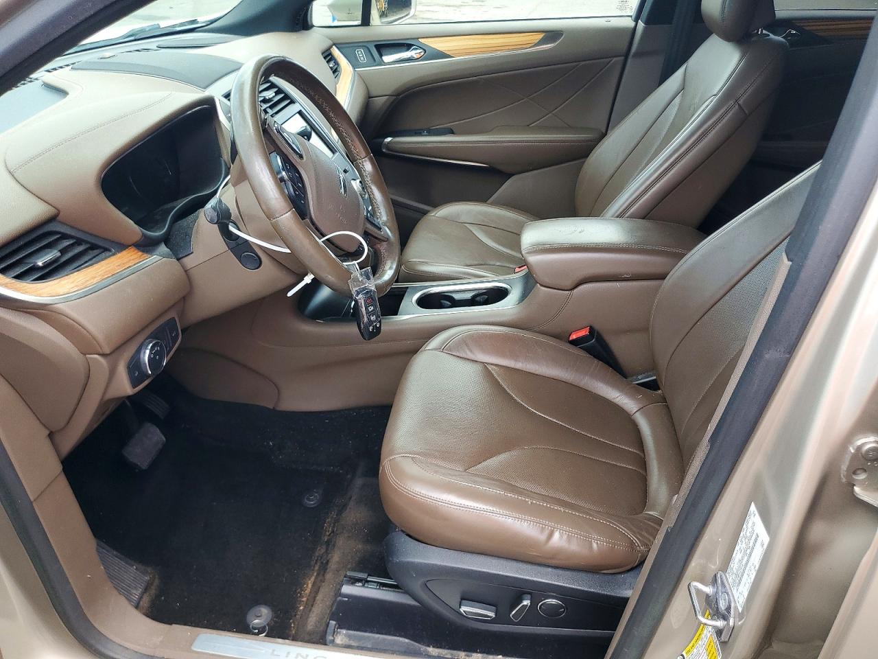 2015 Lincoln Mkc Желто-коричневый vin: 5LMCJ1A96FUJ24779