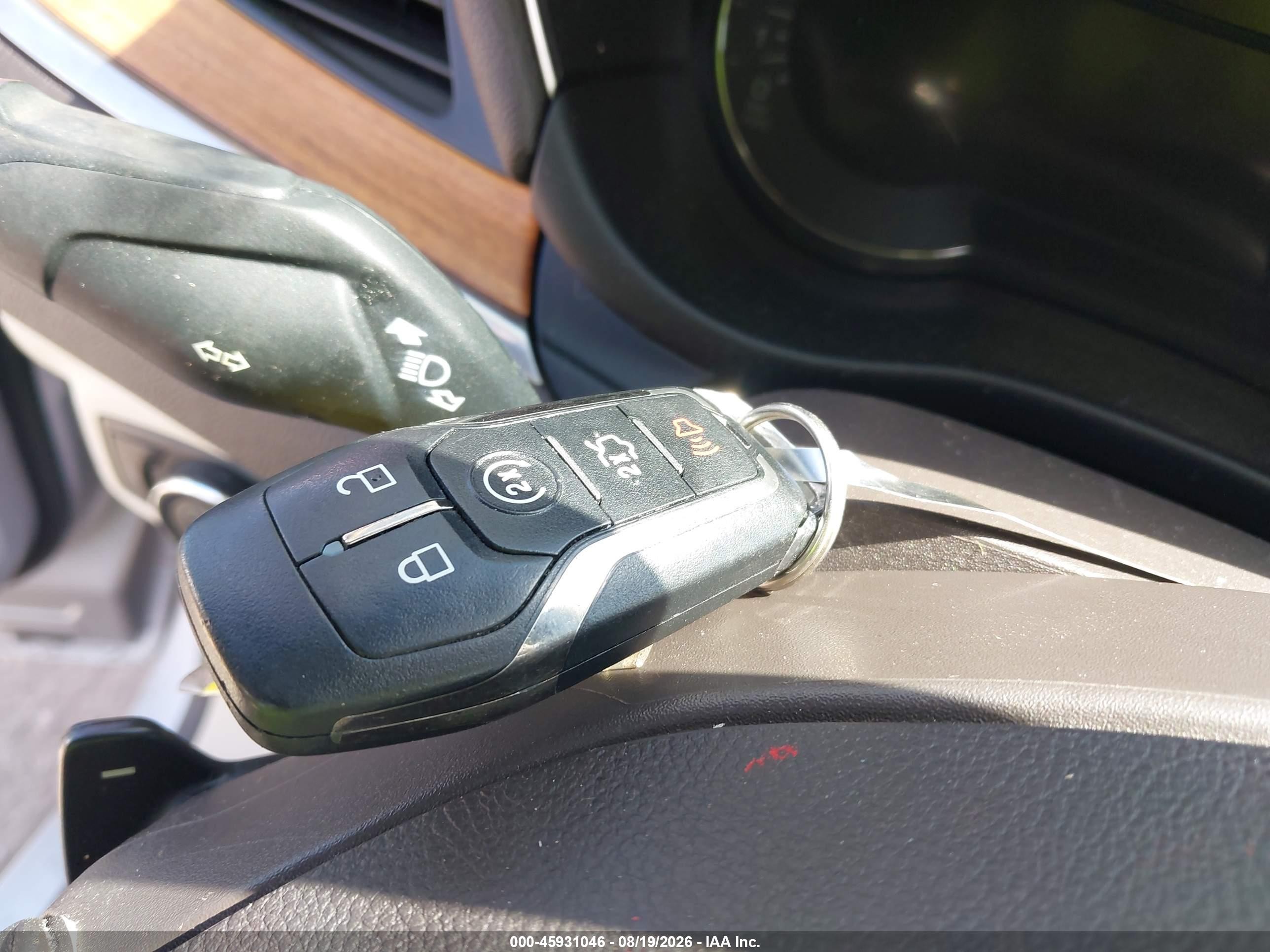 2015 Lincoln Mkc   Silver vin: 5LMCJ1A97FUJ05223