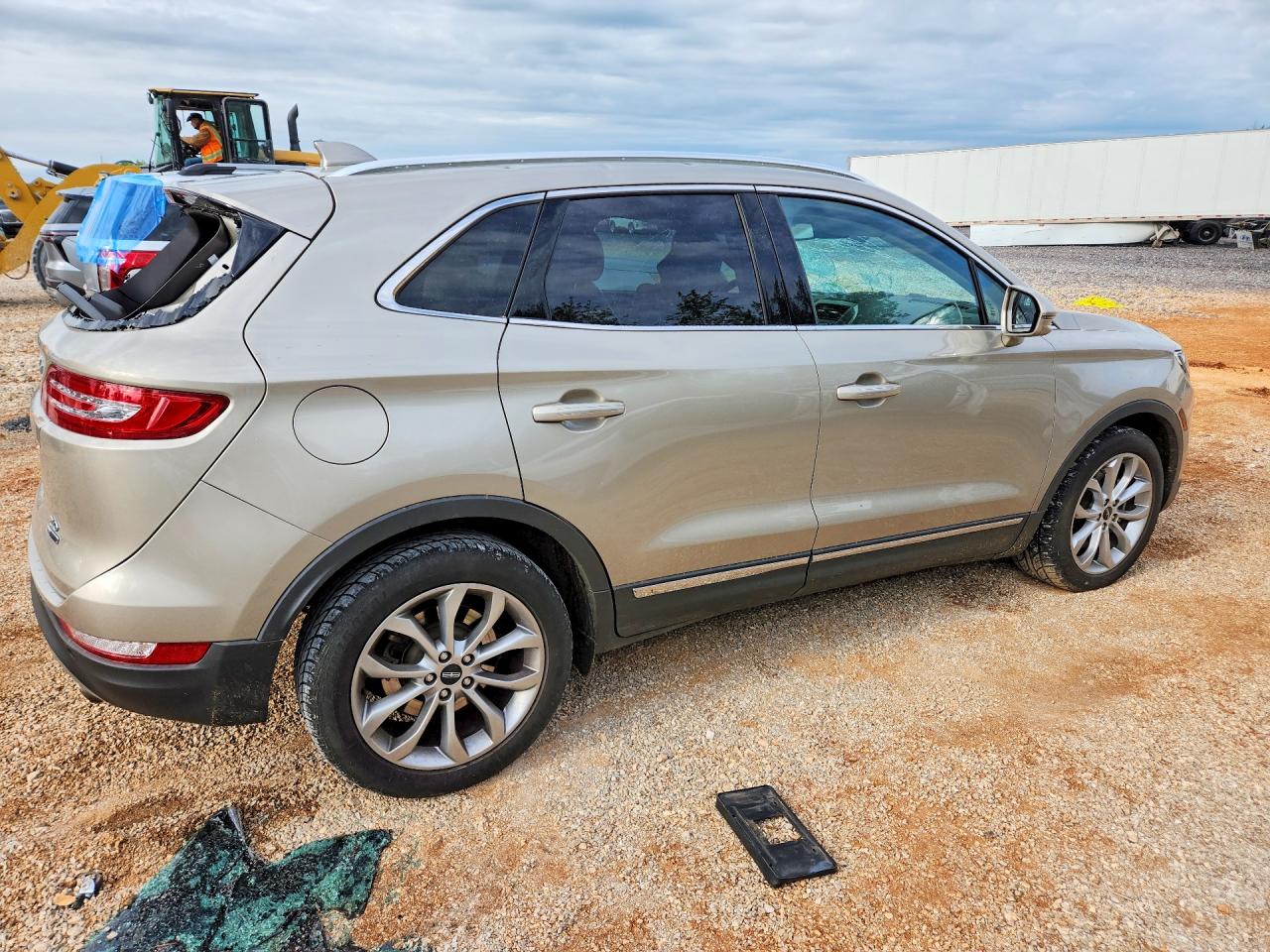 2015 Lincoln Mkc Tan vin: 5LMCJ1A97FUJ11166