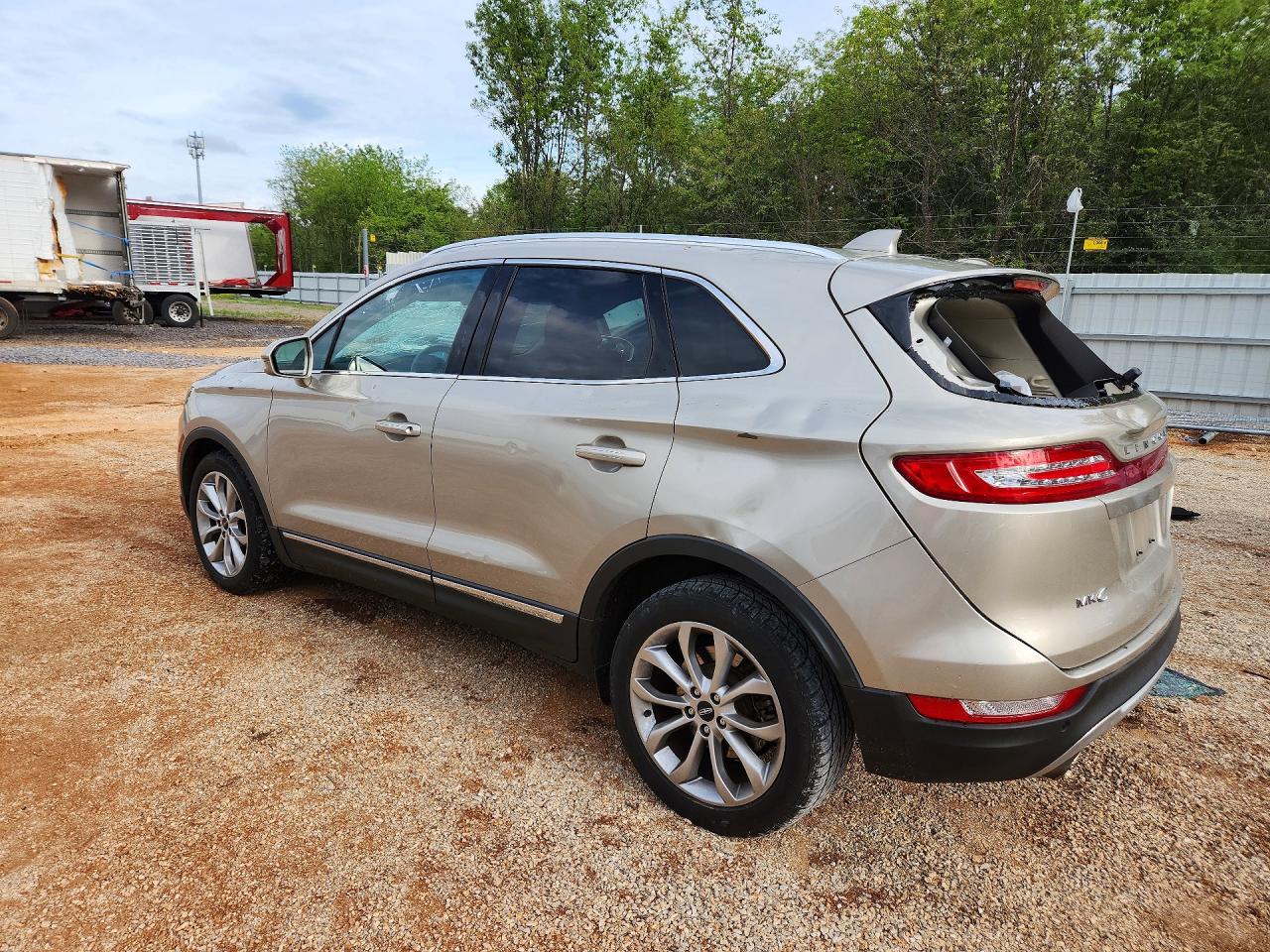 2015 Lincoln Mkc Tan vin: 5LMCJ1A97FUJ11166