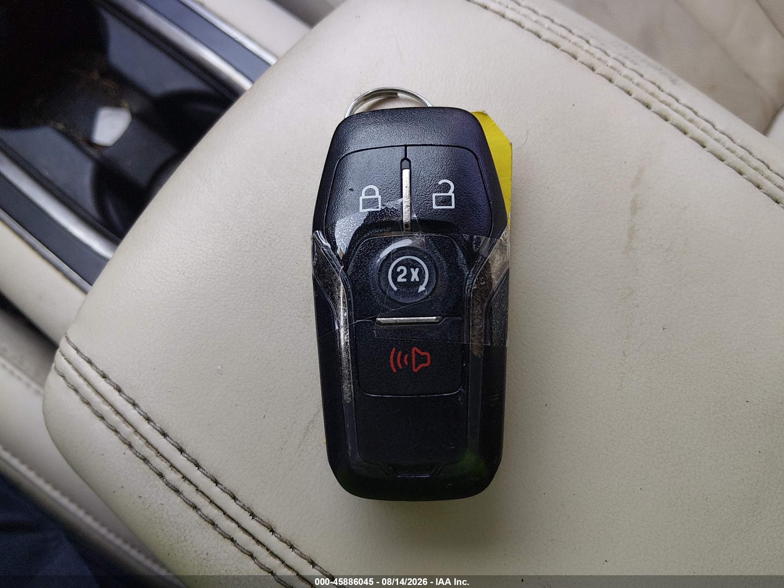 2015 Lincoln Mkc   White vin: 5LMCJ1A97FUJ18134