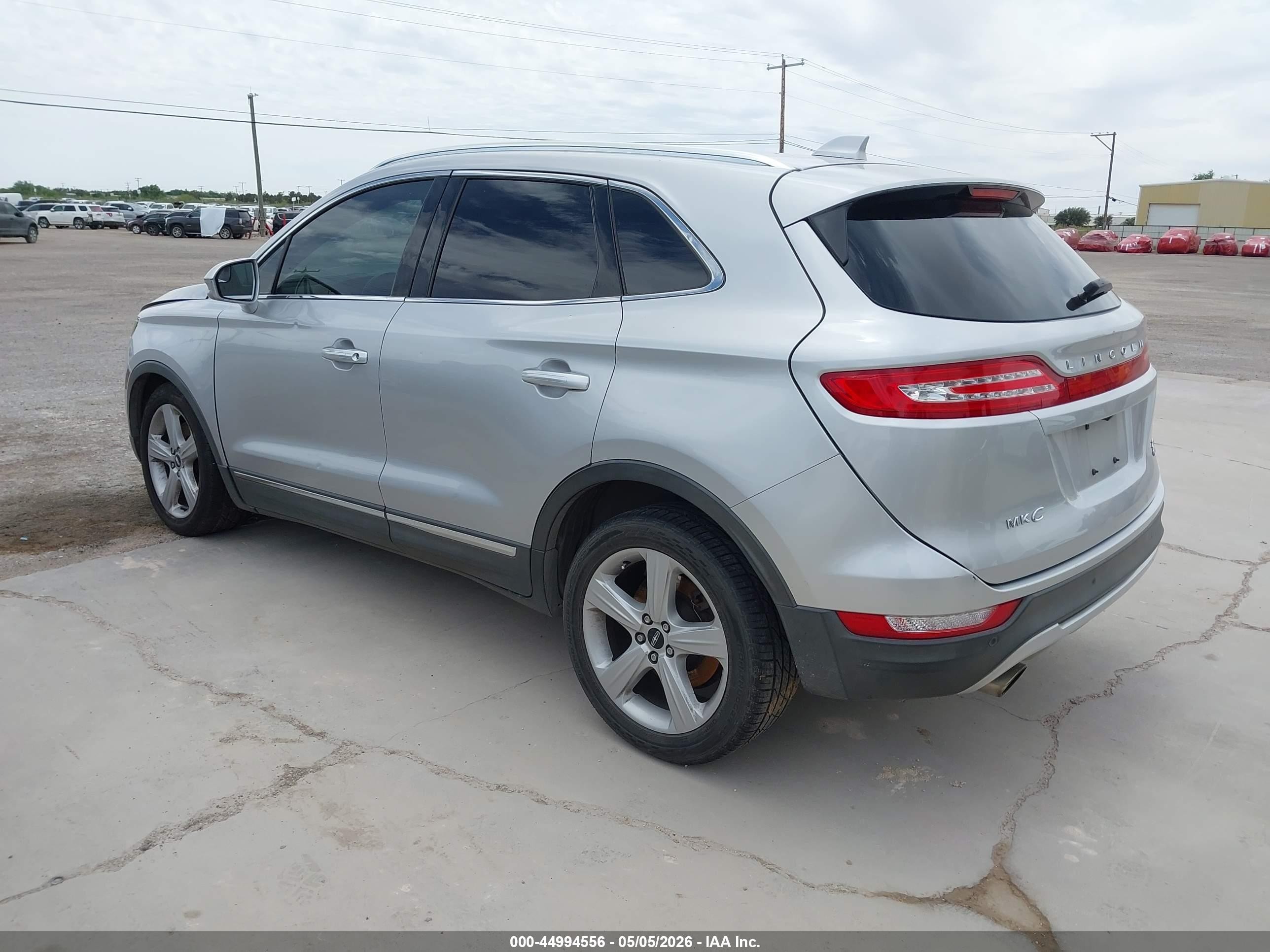 2015 Lincoln Mkc   Silver vin: 5LMCJ1A97FUJ32597