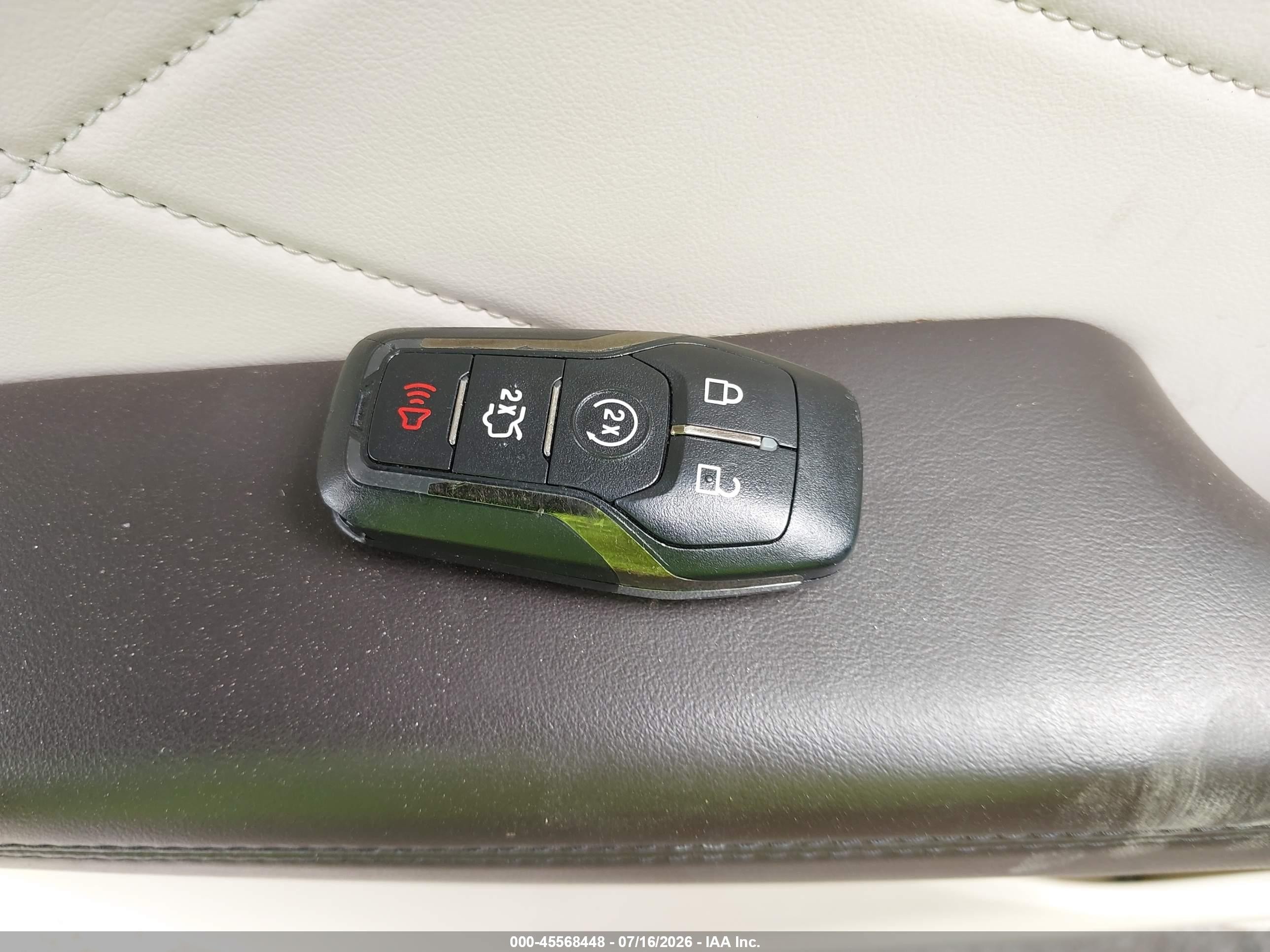 2015 Lincoln Mkc   Красный vin: 5LMCJ1A98FUJ07823