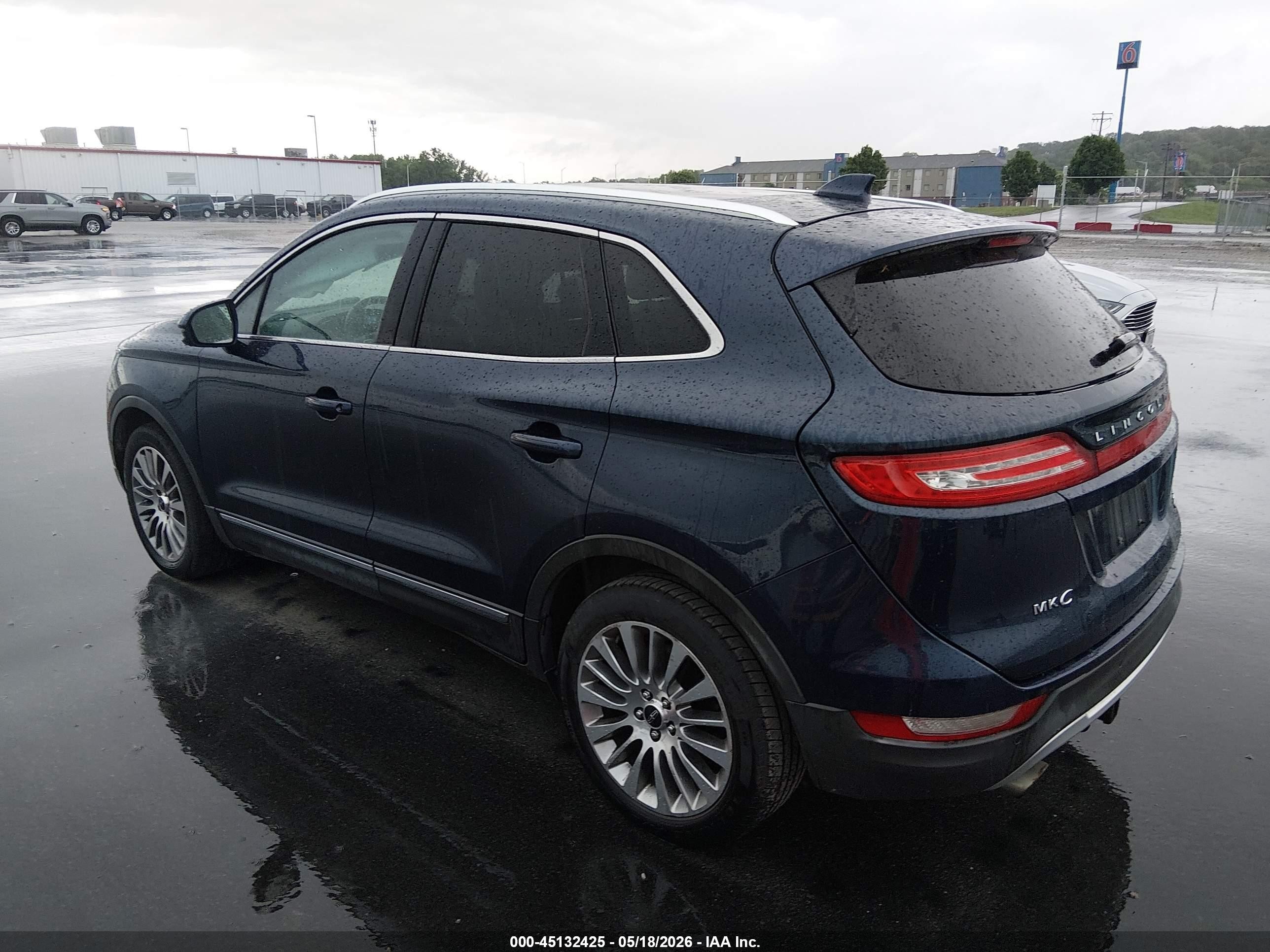 2015 Lincoln Mkc   Dark Blue vin: 5LMCJ1A99FUJ03893