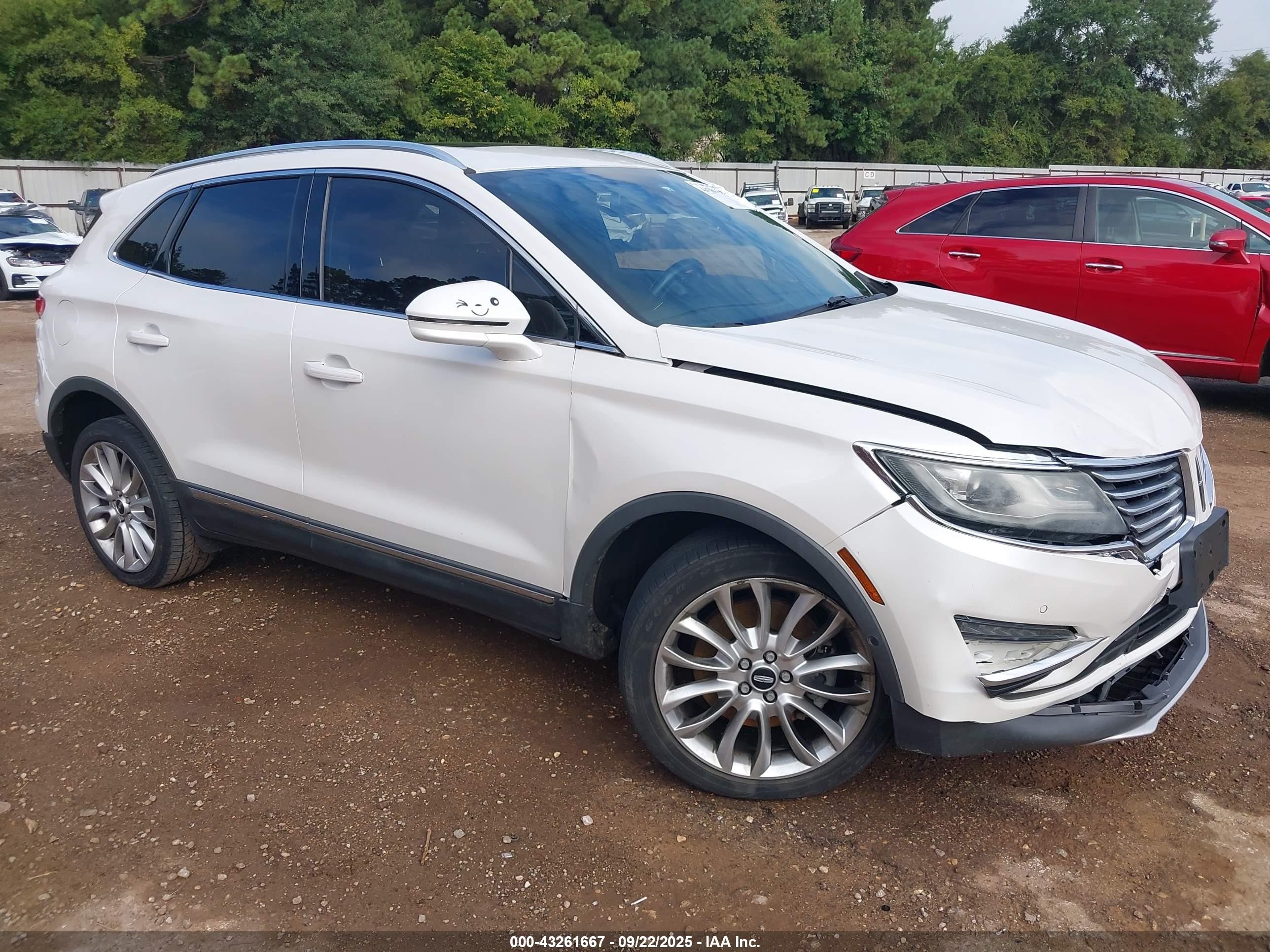 2015 Lincoln Mkc   Белый vin: 5LMCJ1A99FUJ32620