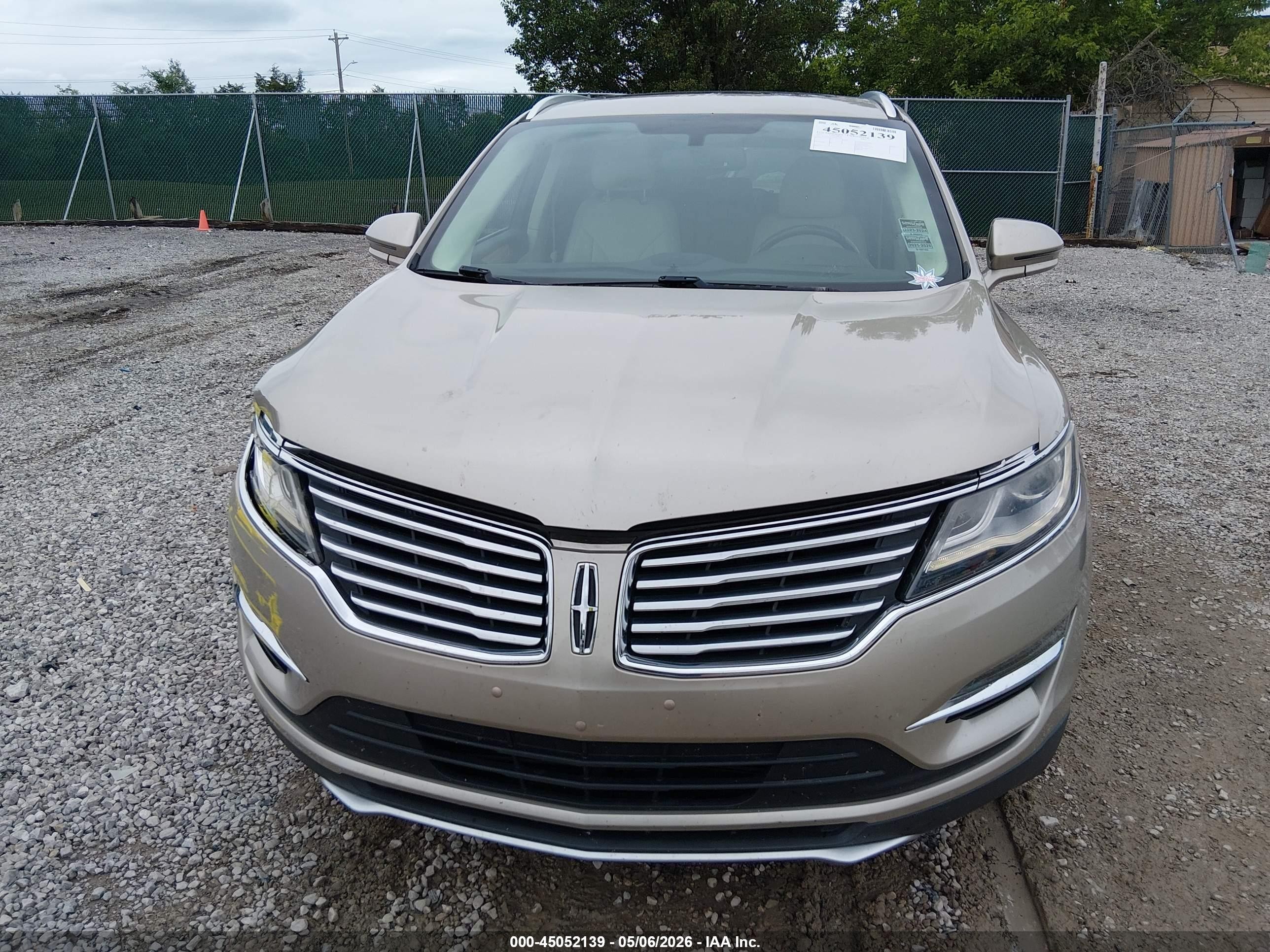 2015 Lincoln Mkc Бежевый vin: 5LMCJ1A9XFUJ05426