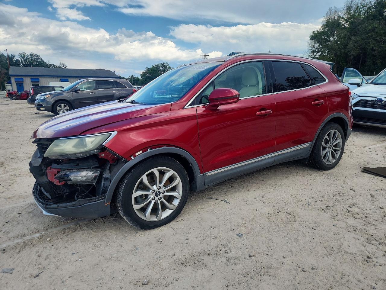 2015 Lincoln Mkc Red vin: 5LMCJ1A9XFUJ18239