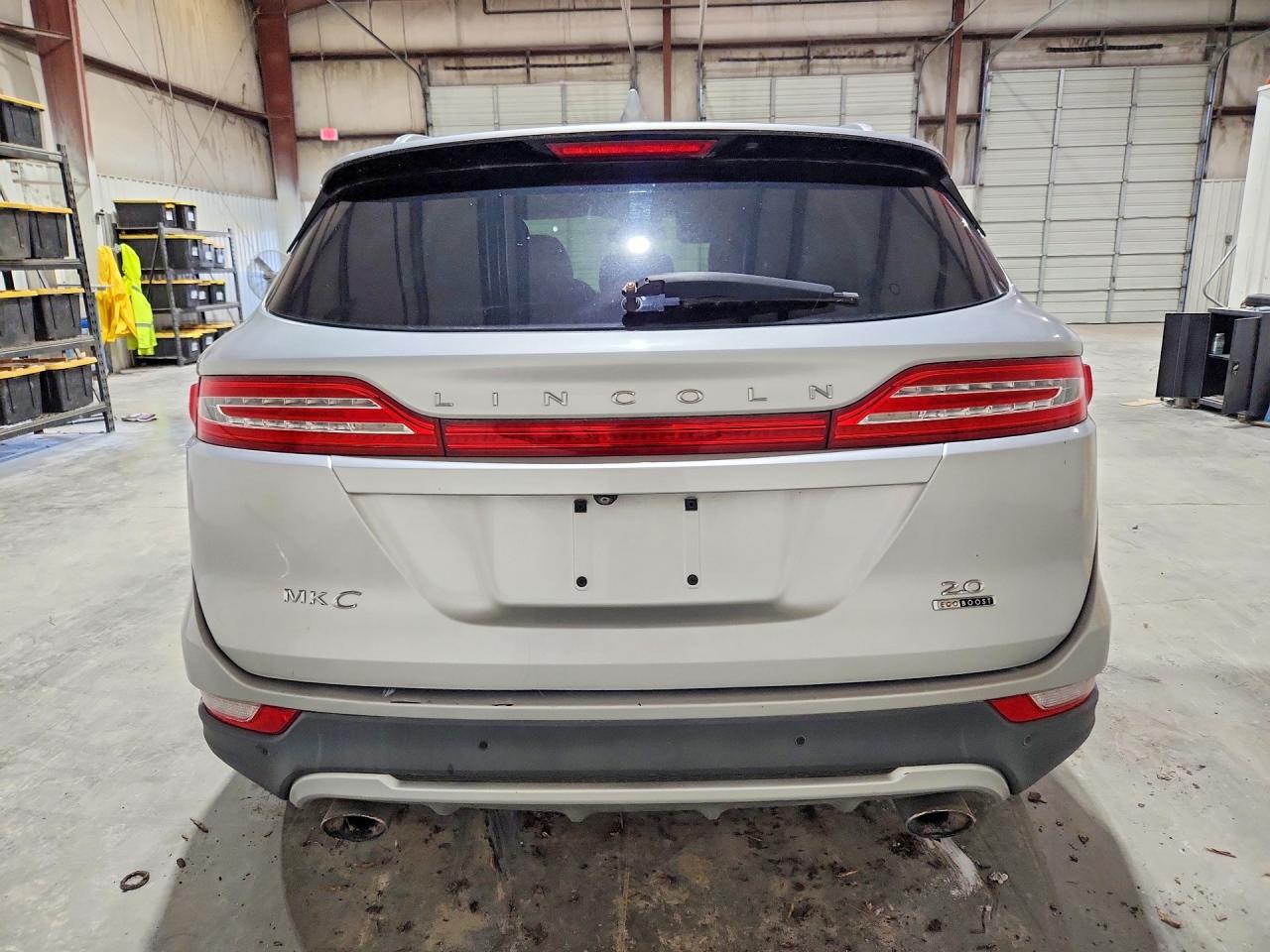 2015 Lincoln Mkc Silver vin: 5LMCJ1A9XFUJ24106