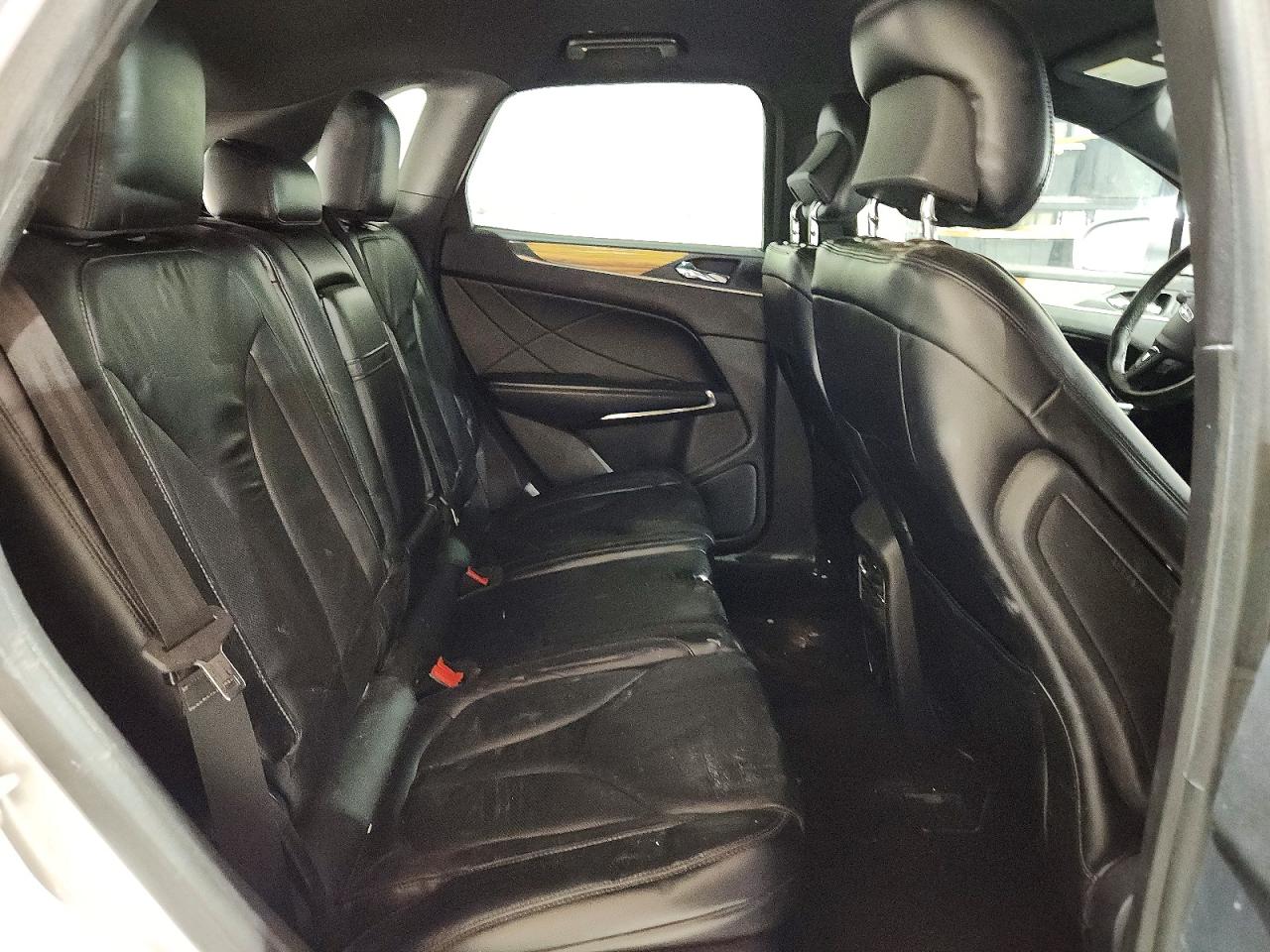2015 Lincoln Mkc Silver vin: 5LMCJ1A9XFUJ24106