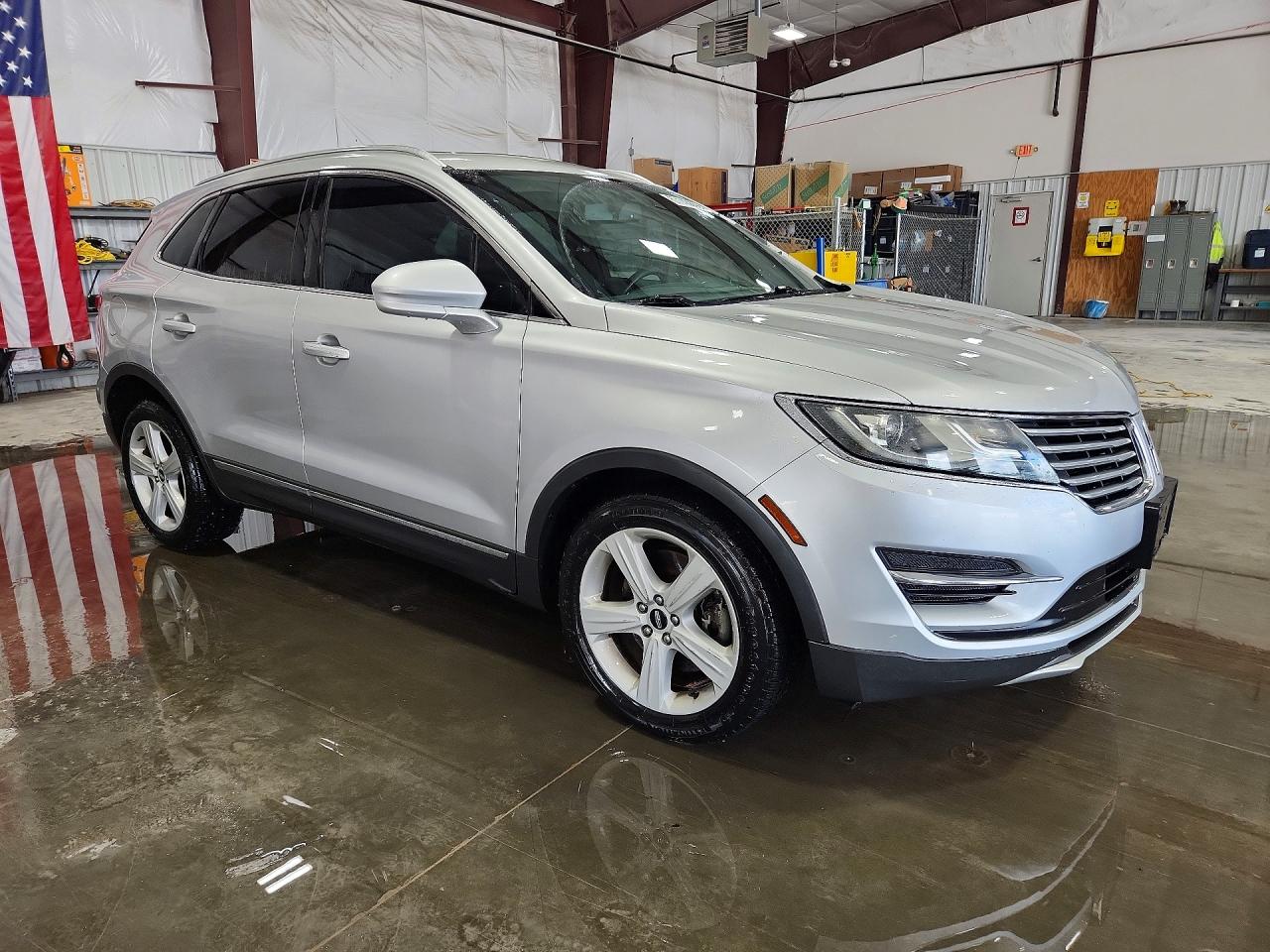 2016 Lincoln Mkc Premiere Серебряный vin: 5LMCJ1C91GUJ22033