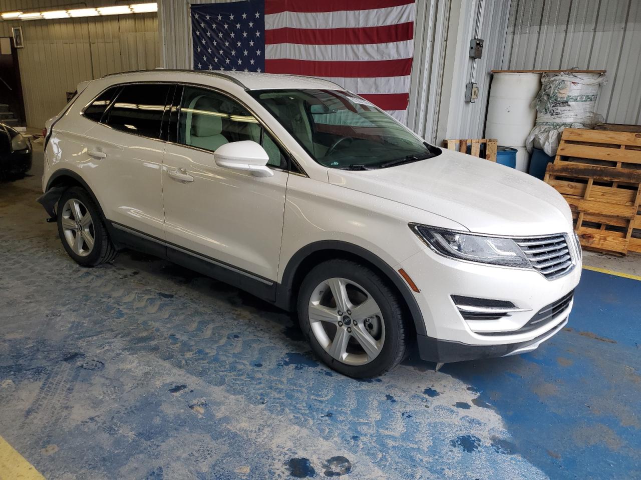 2018 Lincoln Mkc Premiere White vin: 5LMCJ1C91JUL20425