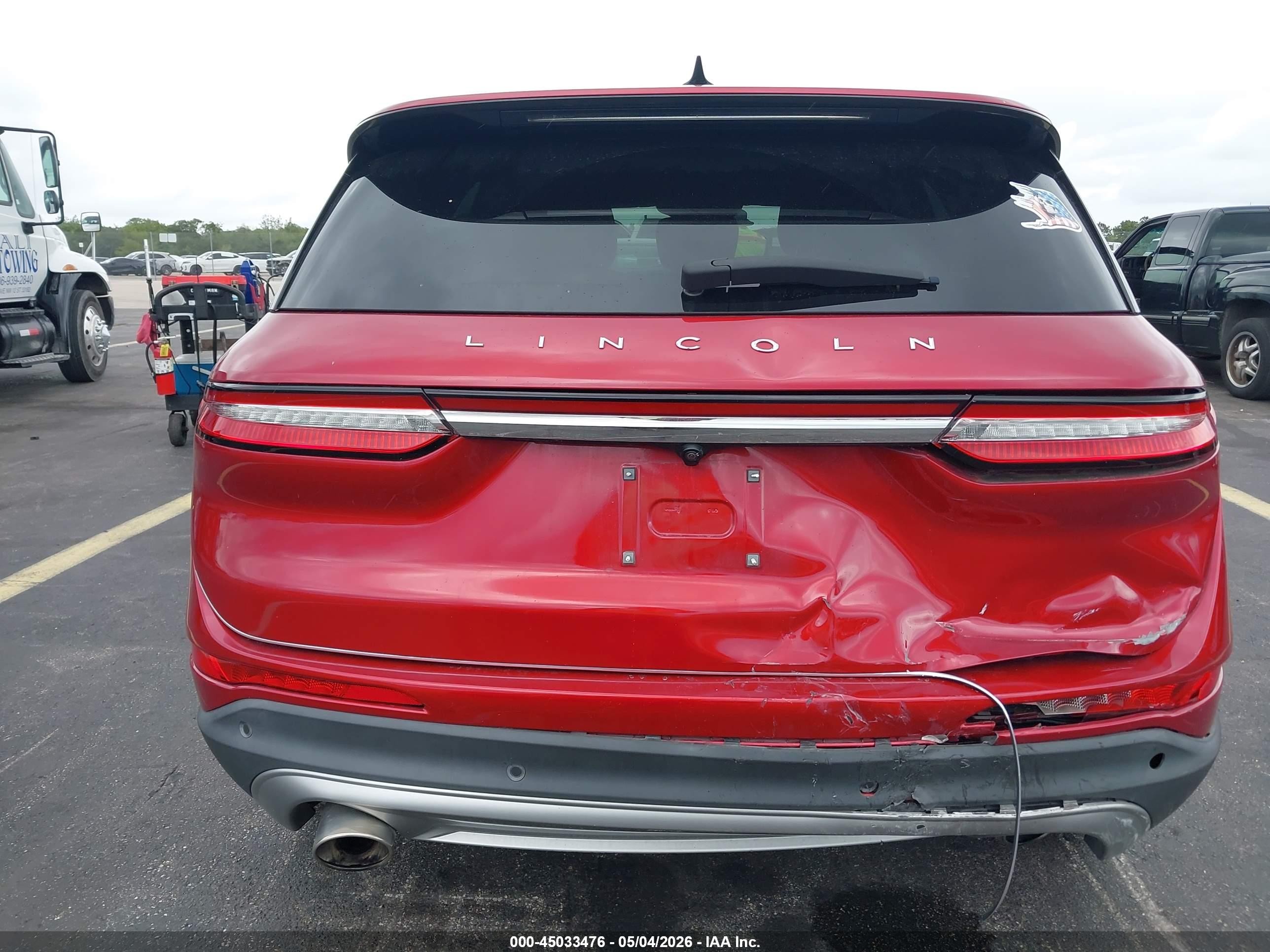 2020 Lincoln Corsair Standard Красный vin: 5LMCJ1C91LUL27877
