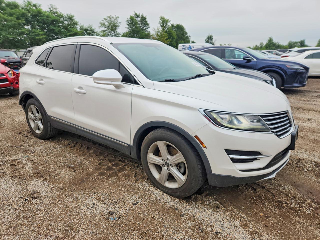 2017 Lincoln Mkc Premiere White vin: 5LMCJ1C95HUL55253