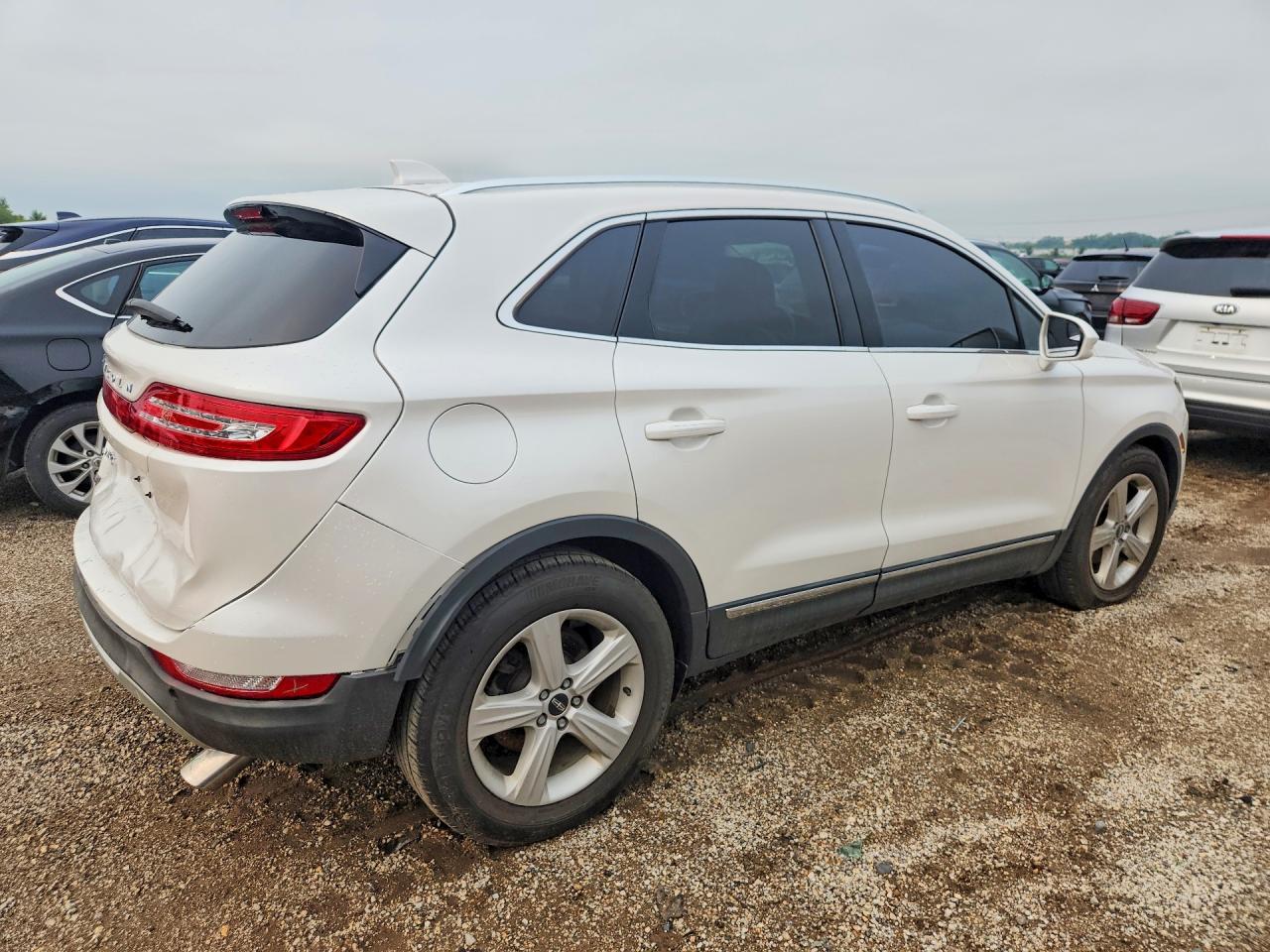 2017 Lincoln Mkc Premiere White vin: 5LMCJ1C95HUL55253