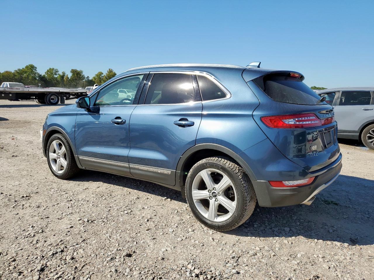 2018 Lincoln Mkc Premiere Синий vin: 5LMCJ1C98JUL22236