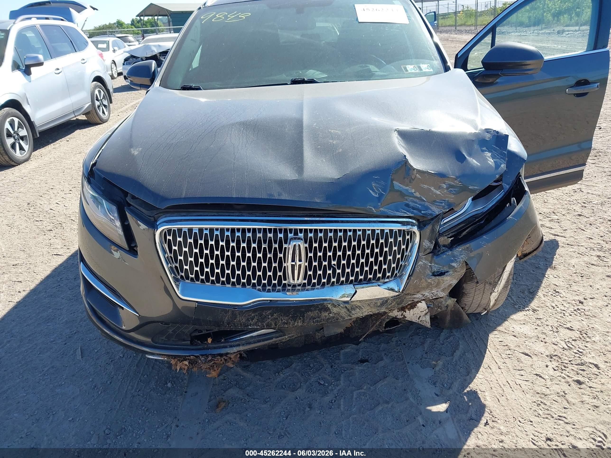 2019 Lincoln Mkc Standard Black vin: 5LMCJ1D98KUL09843