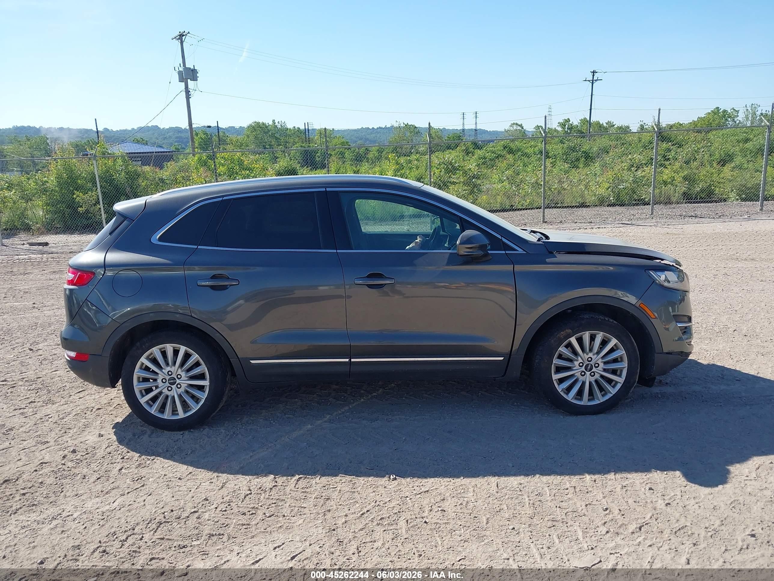 2019 Lincoln Mkc Standard Black vin: 5LMCJ1D98KUL09843
