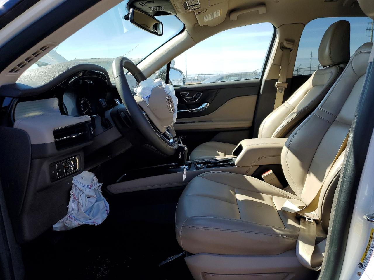 2022 Lincoln Corsair Белый vin: 5LMCJ1D9XNUL00565