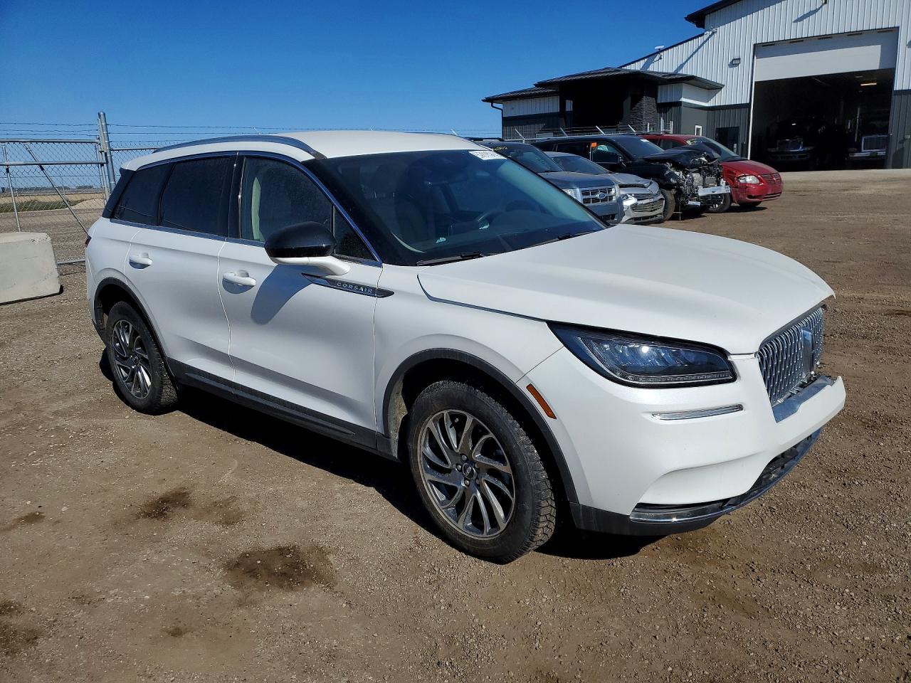 2022 Lincoln Corsair Белый vin: 5LMCJ1D9XNUL00565