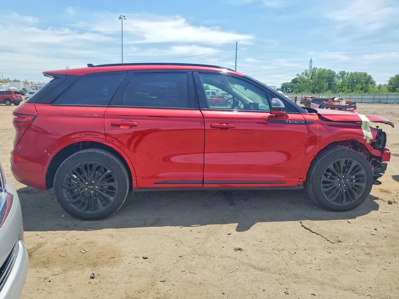 2026 Lincoln Corsair Premiere Red vin: 5LMCJ1DA6TUL08167