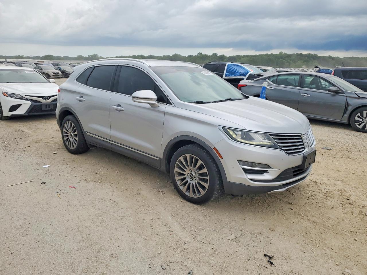 2015 Lincoln Mkc Silver vin: 5LMCJ2A92FUJ01764