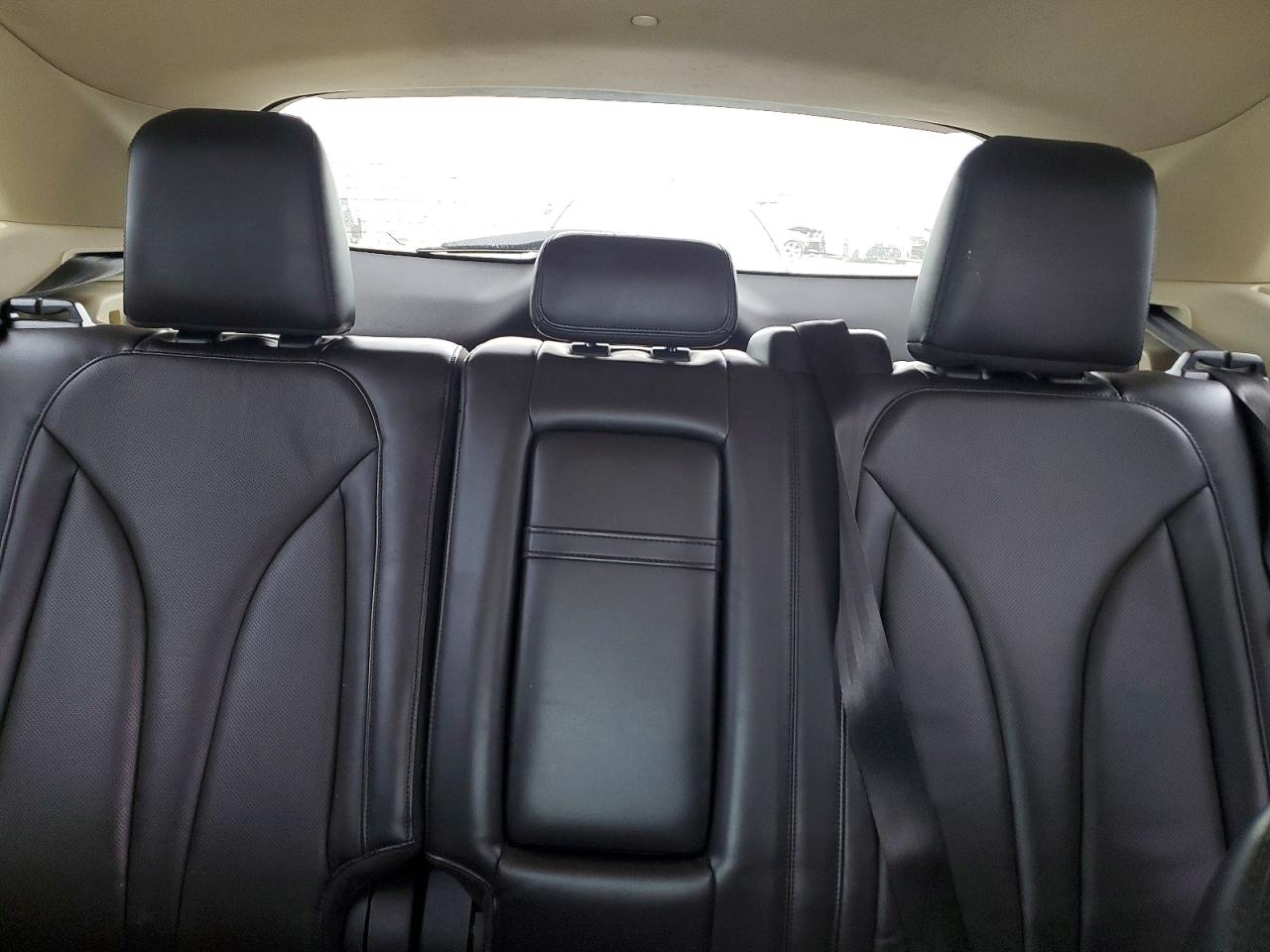 2015 Lincoln Mkc Silver vin: 5LMCJ2A92FUJ01764