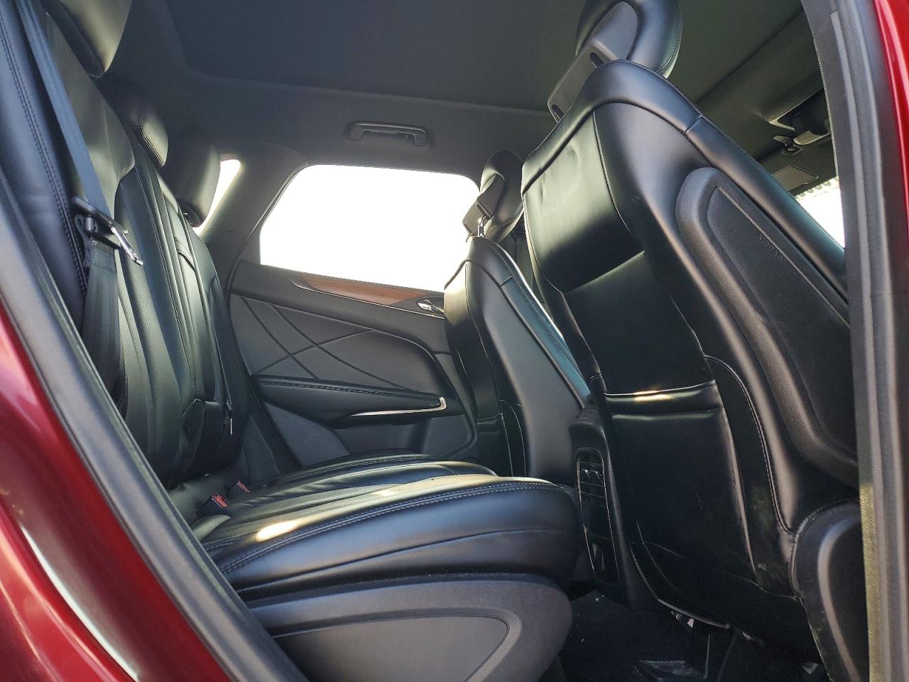2015 Lincoln Mkc Red vin: 5LMCJ2A92FUJ22257
