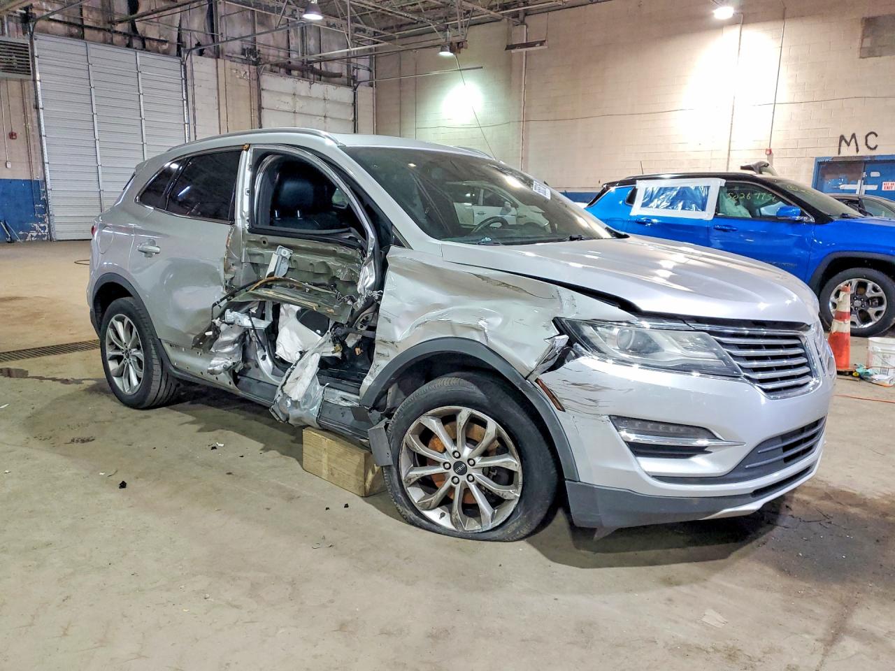 2015 Lincoln Mkc Silver vin: 5LMCJ2A94FUJ32109