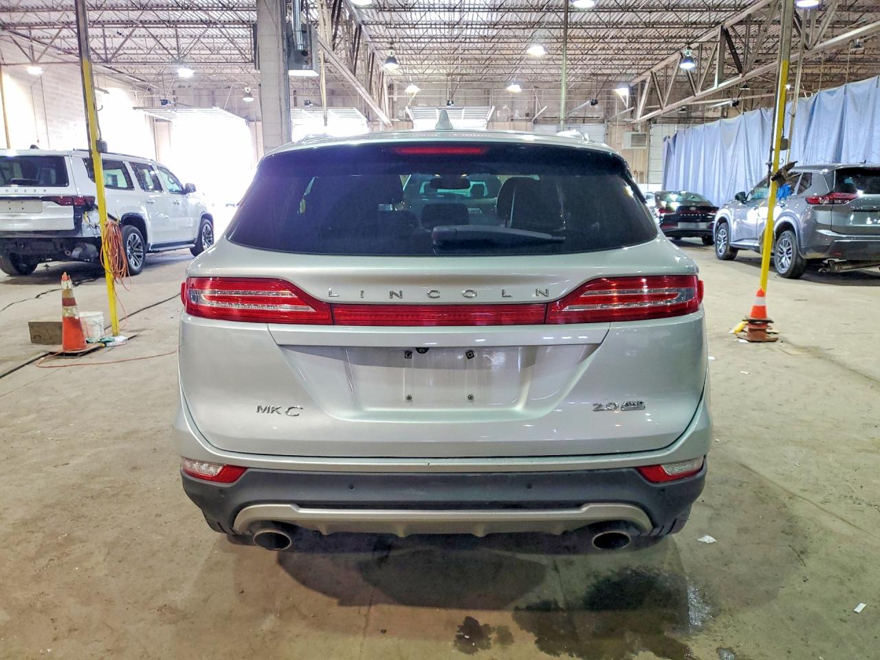 2015 Lincoln Mkc Silver vin: 5LMCJ2A94FUJ32109