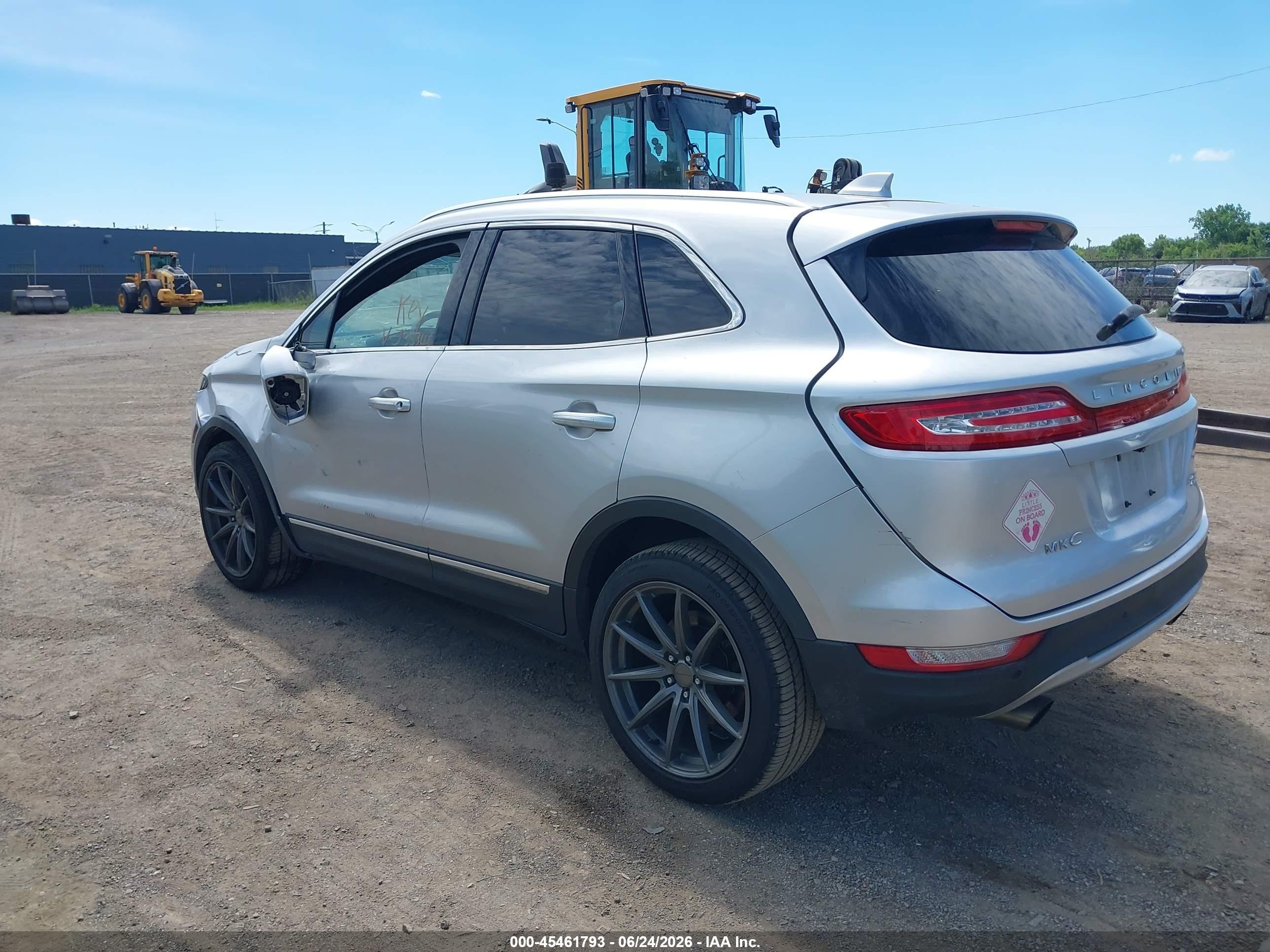2015 Lincoln Mkc   Silver vin: 5LMCJ2A94FUJ35348