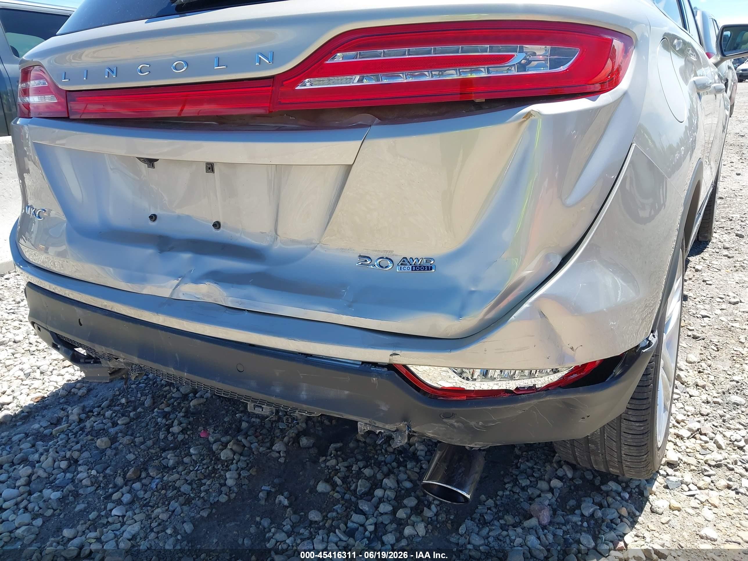 2015 Lincoln Mkc   Champagne vin: 5LMCJ2A95FUJ17182