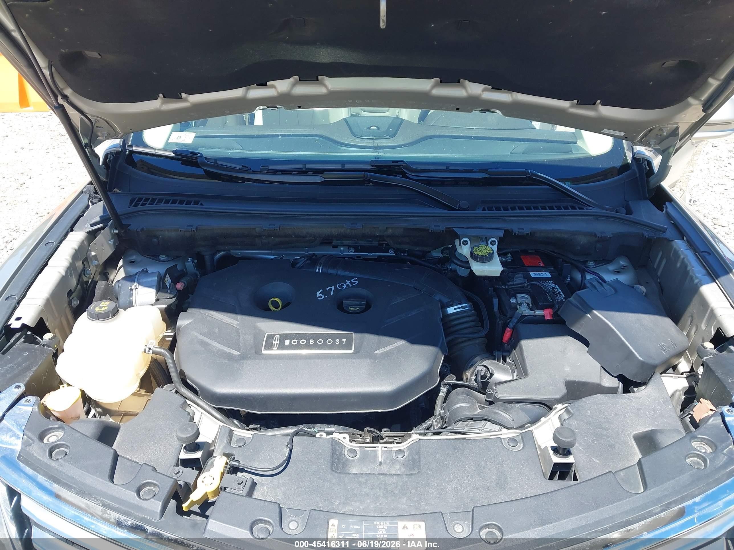 2015 Lincoln Mkc   Champagne vin: 5LMCJ2A95FUJ17182