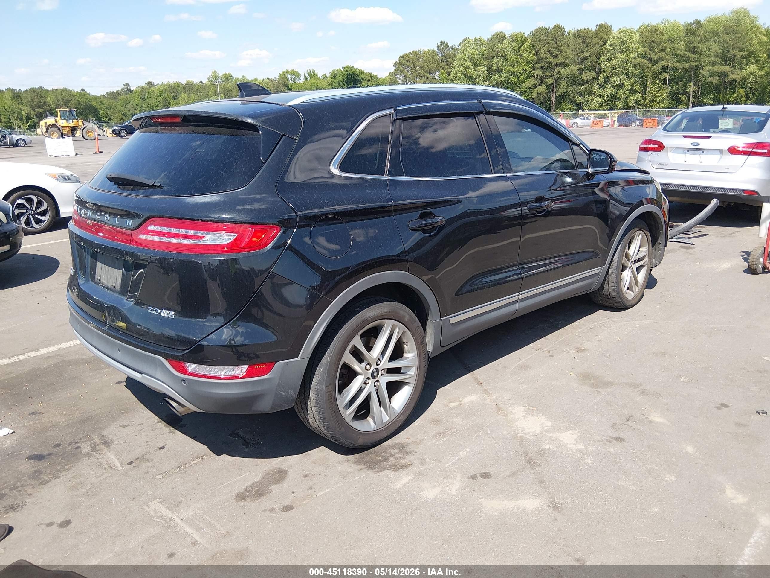2015 Lincoln Mkc   Черный vin: 5LMCJ2A95FUJ35164