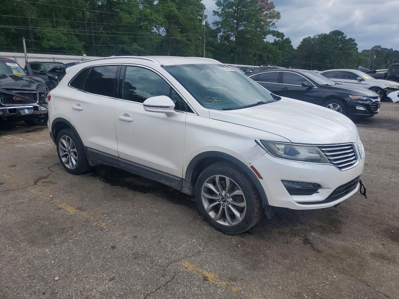 2015 Lincoln Mkc Белый vin: 5LMCJ2A96FUJ32273