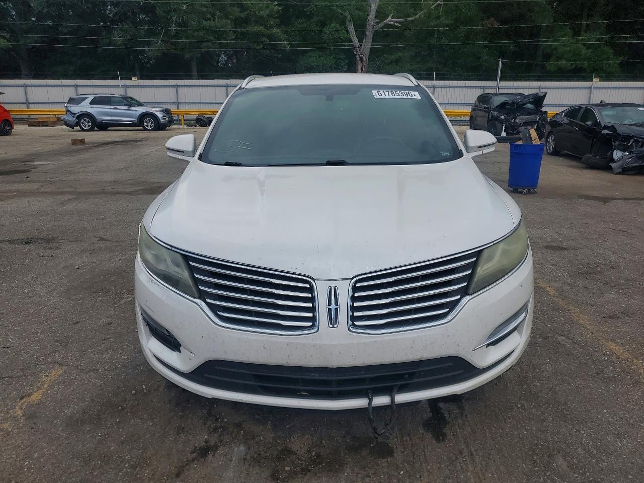 2015 Lincoln Mkc Белый vin: 5LMCJ2A96FUJ32273