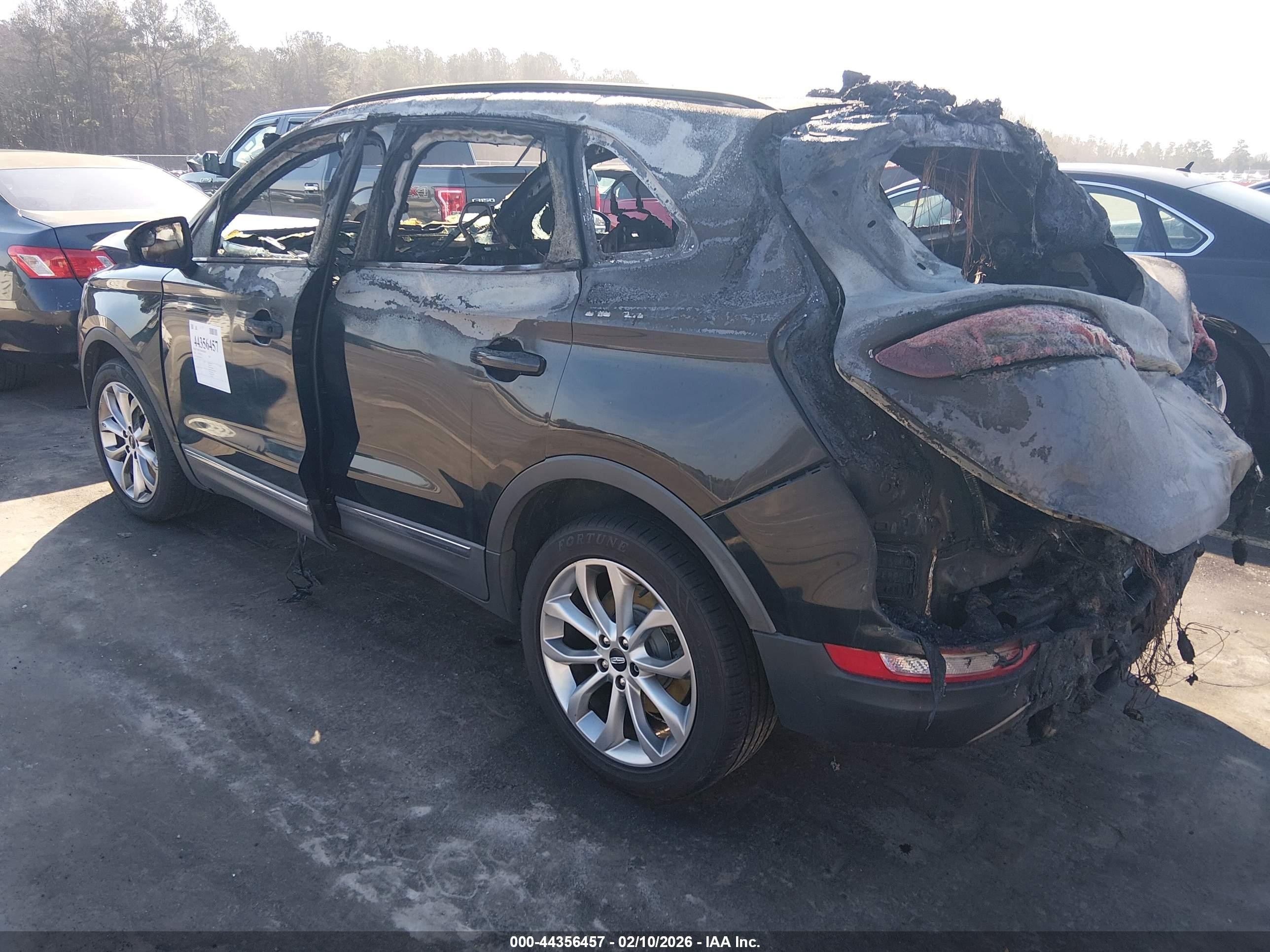 2015 Lincoln Mkc   Black vin: 5LMCJ2A96FUJ47873