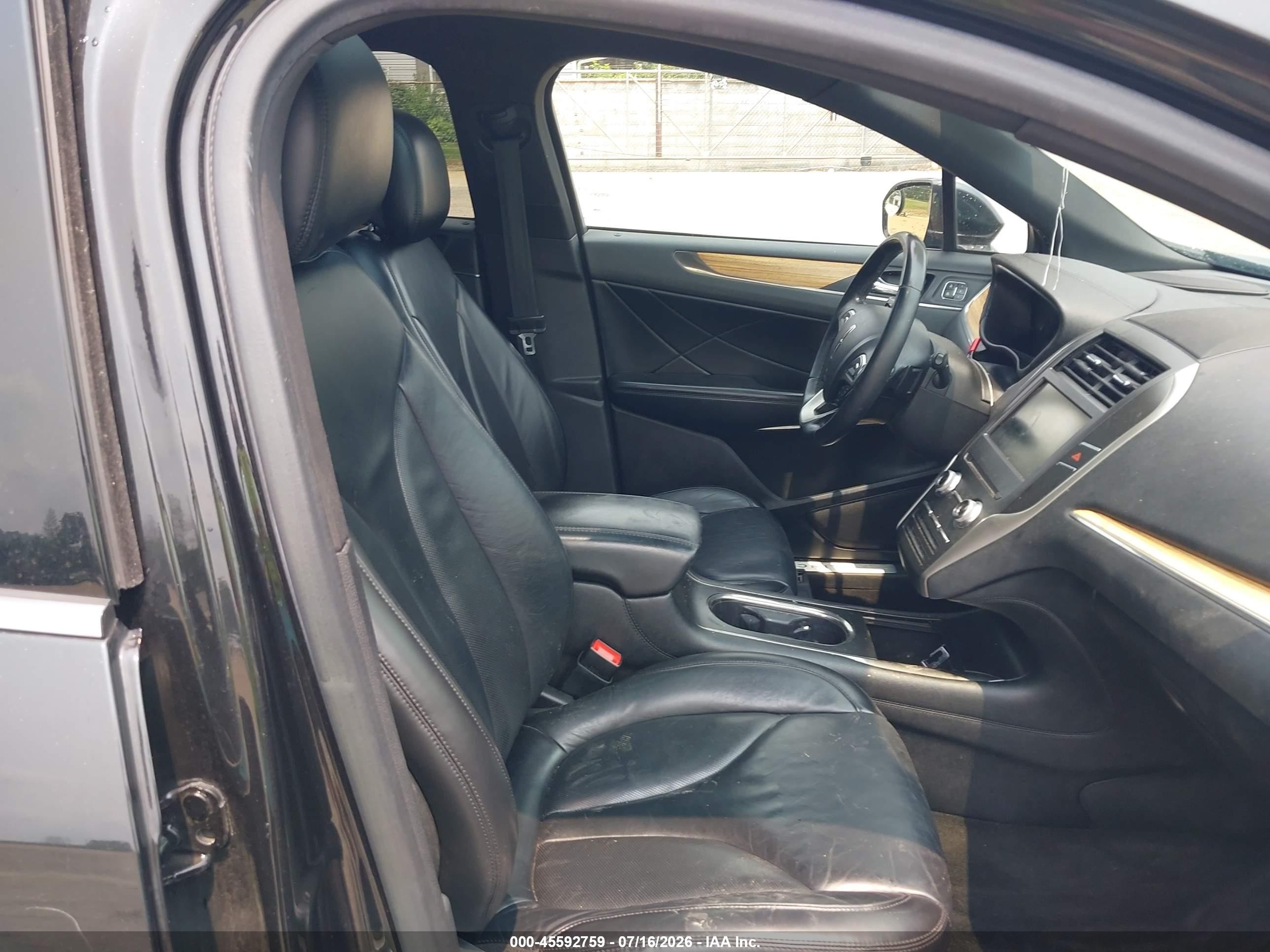 2015 Lincoln Mkc   Black vin: 5LMCJ2A97FUJ02490