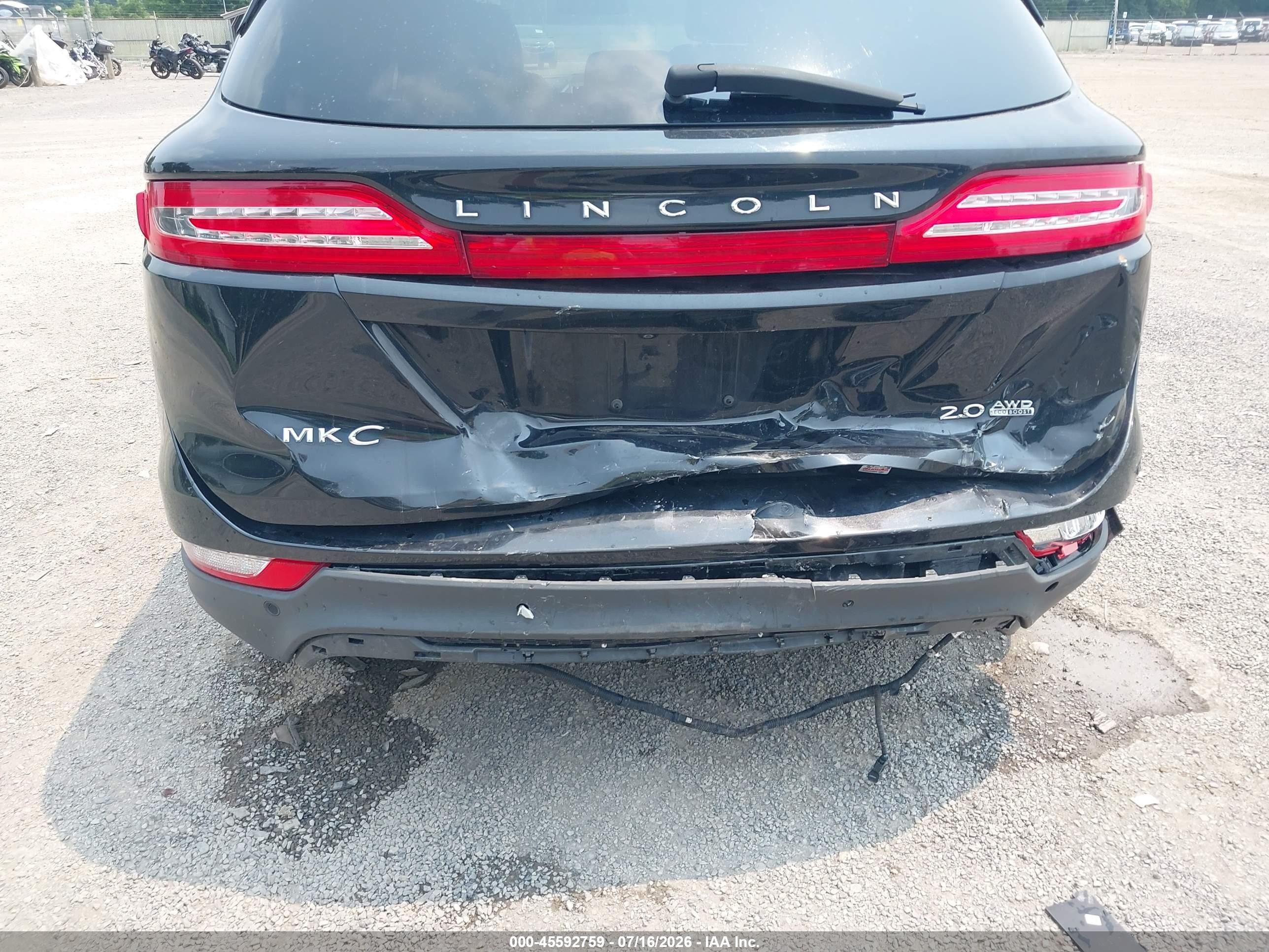 2015 Lincoln Mkc   Black vin: 5LMCJ2A97FUJ02490