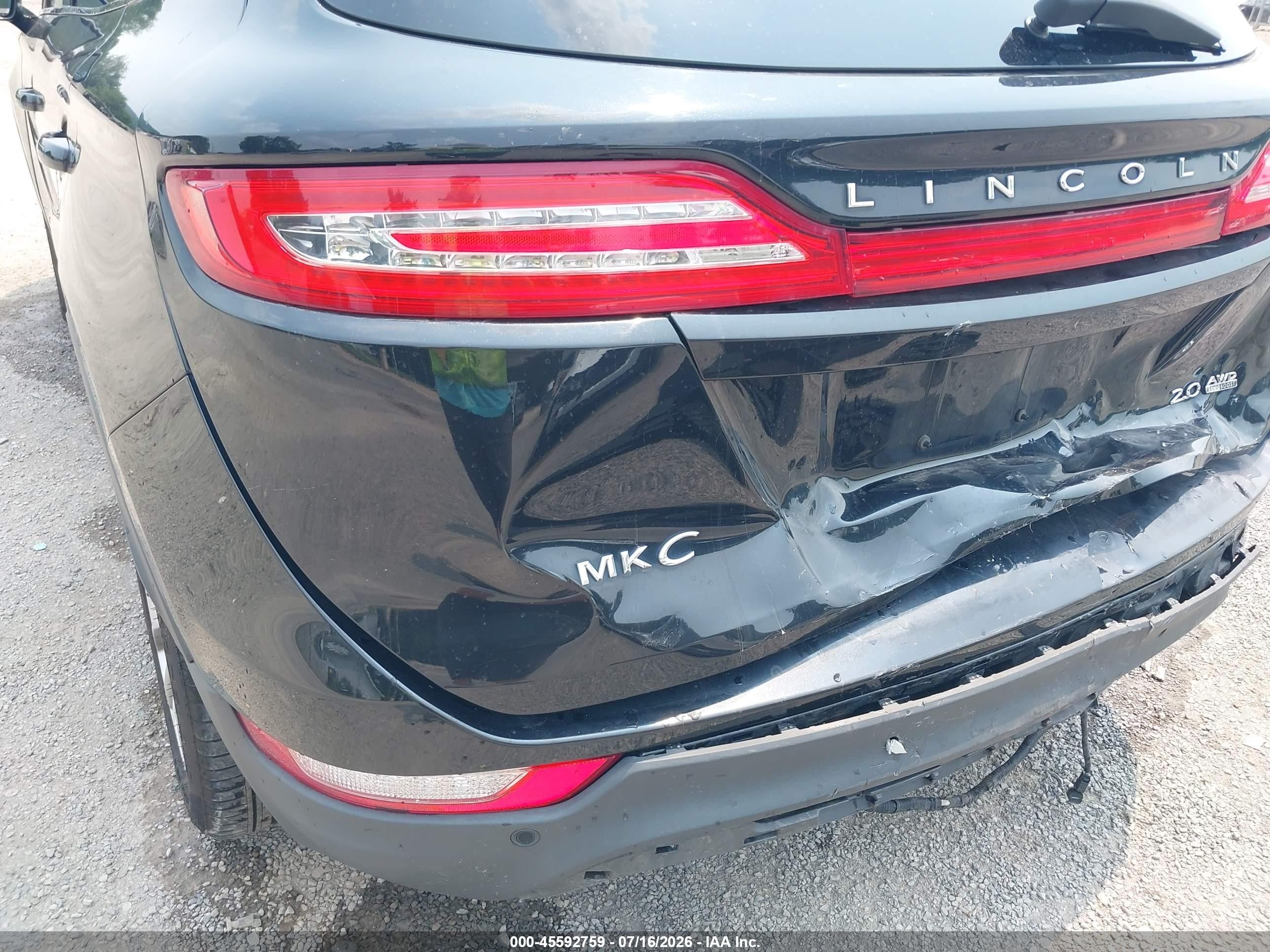 2015 Lincoln Mkc   Black vin: 5LMCJ2A97FUJ02490