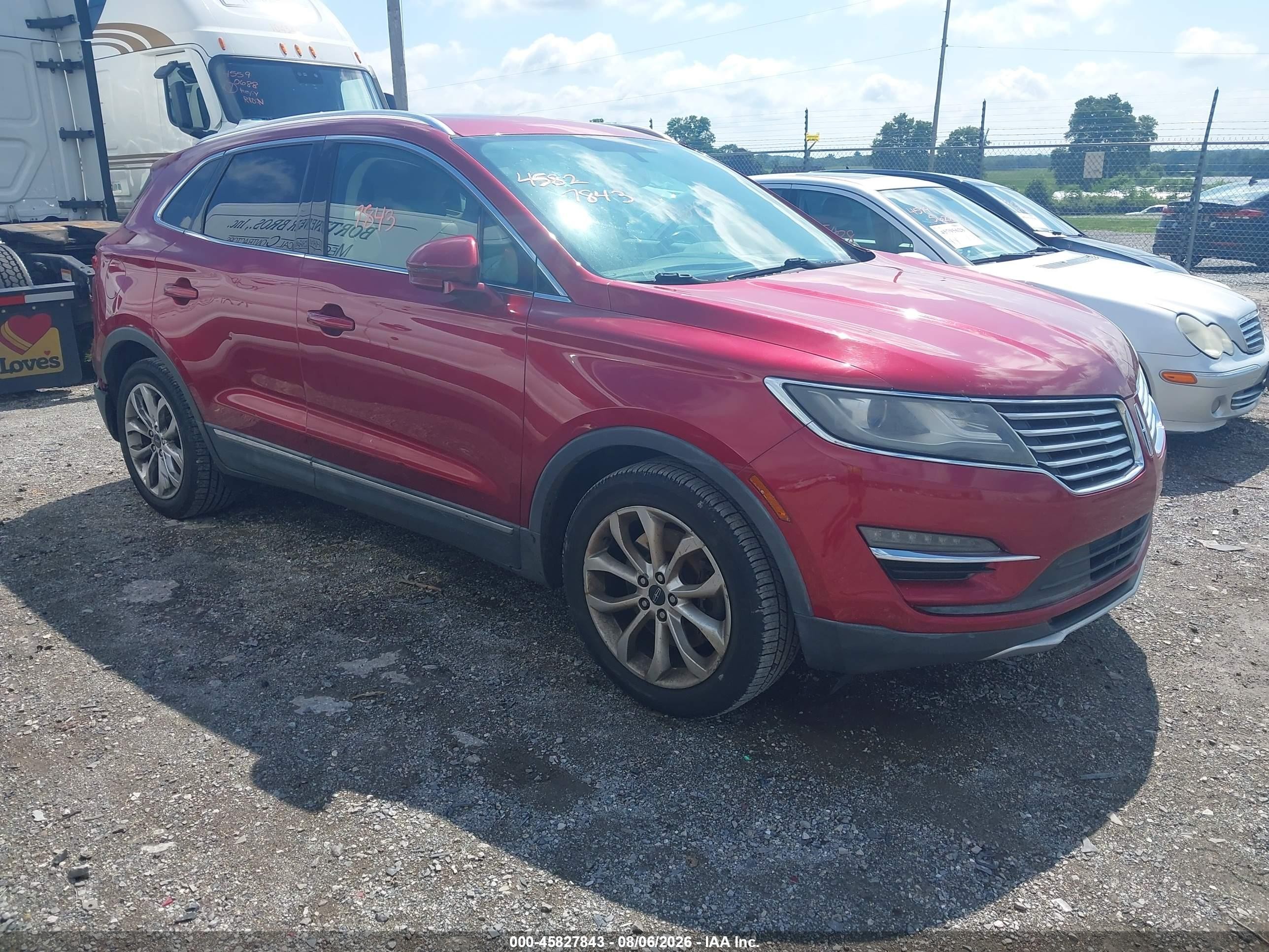 2015 Lincoln Mkc   Red vin: 5LMCJ2A97FUJ28006